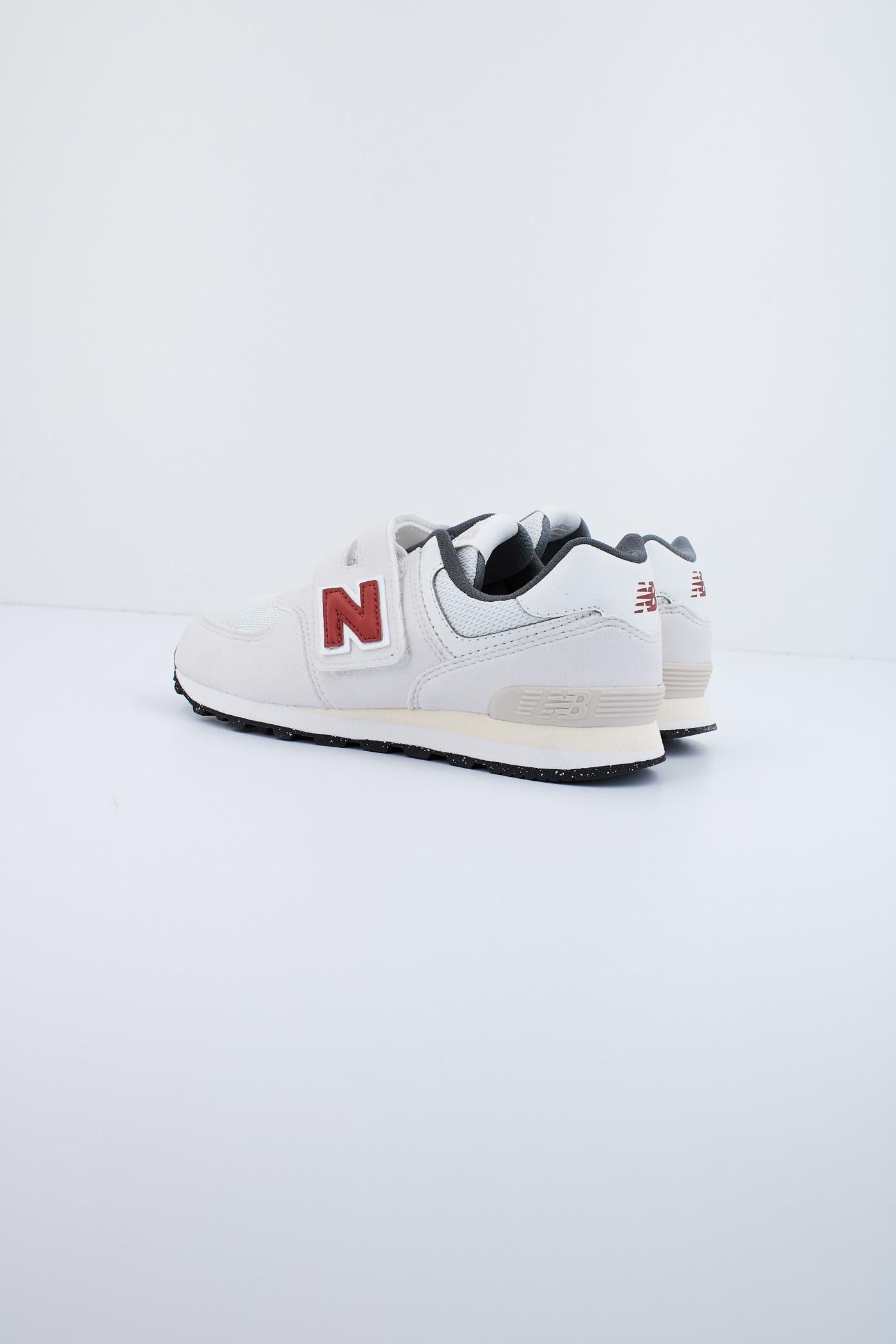 NEW BALANCE PV SRO en color BLANCO (2)
