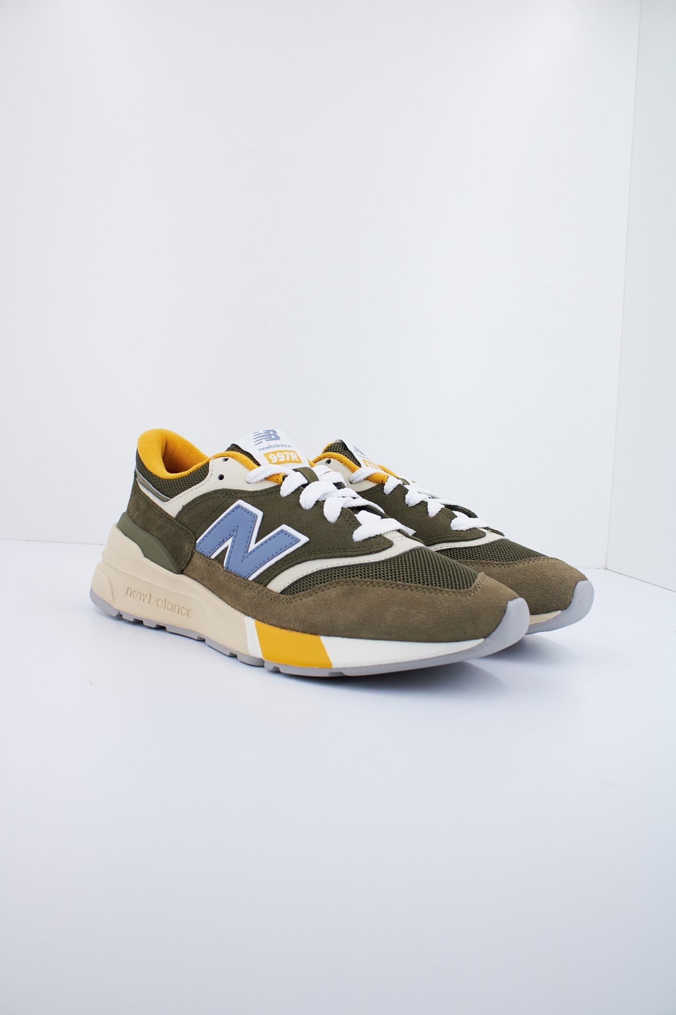 NEW BALANCE U RBB en color VERDE (2)