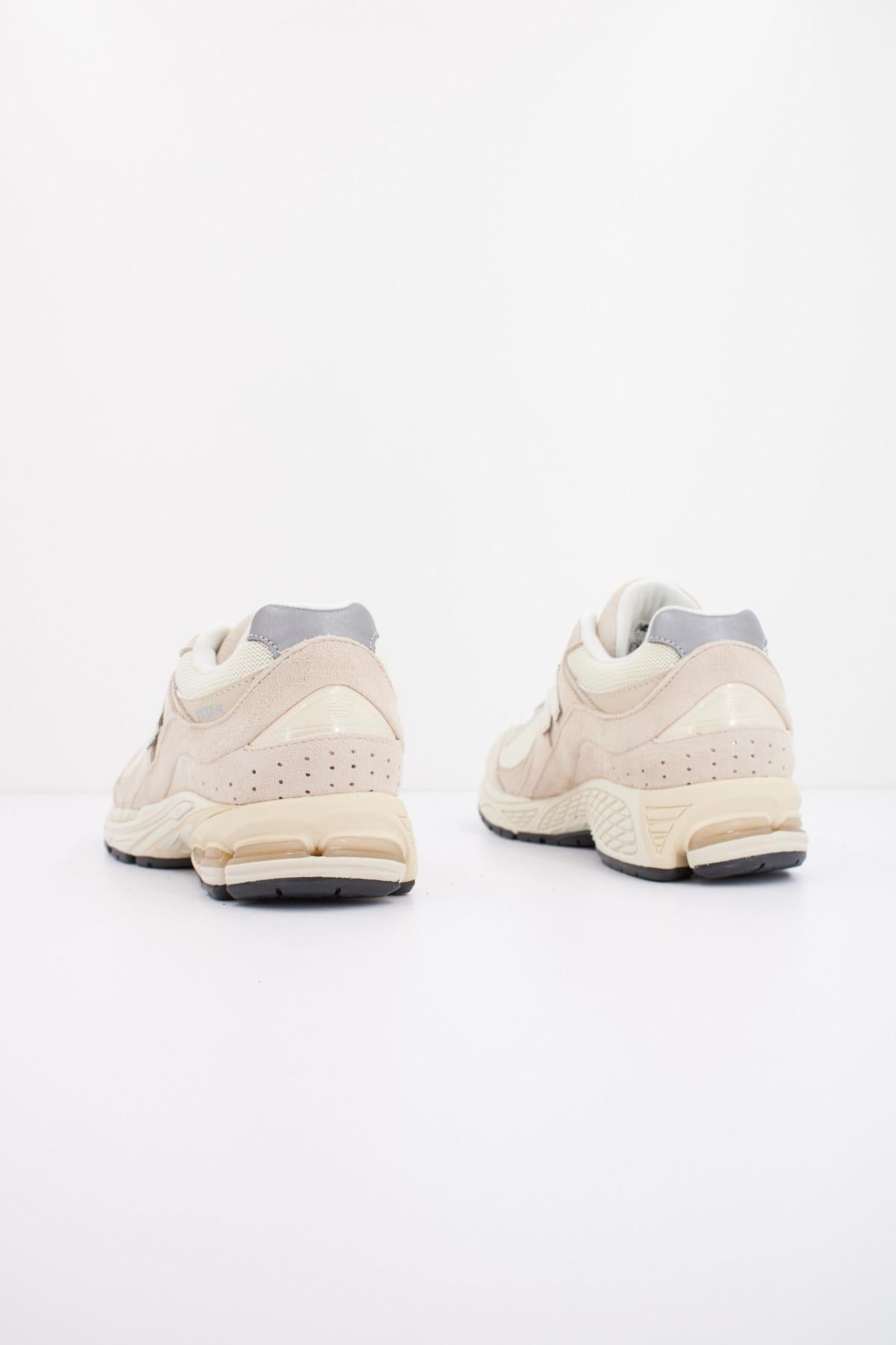 NEW BALANCE M RCC en color ROSA (3)