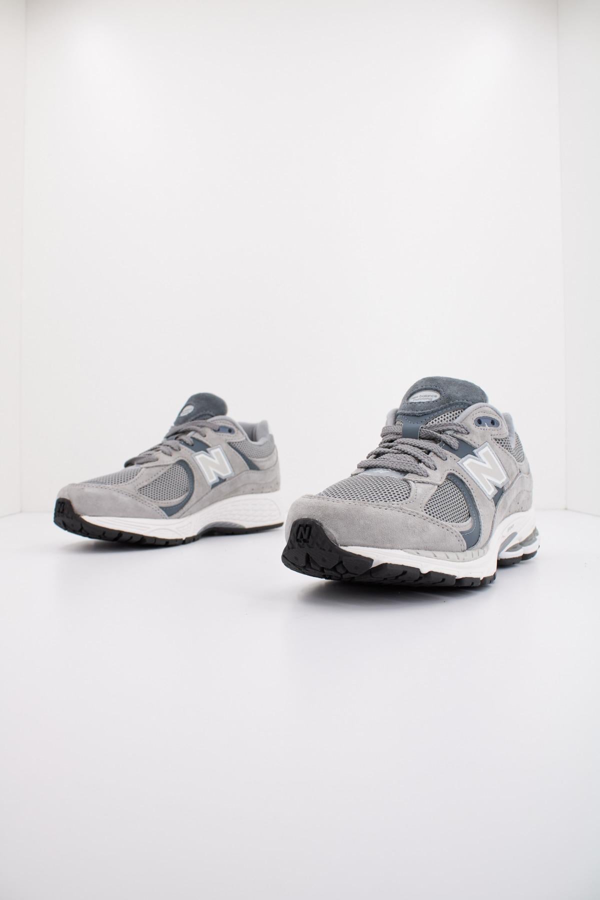NEW BALANCE M RST en color GRIS (2)