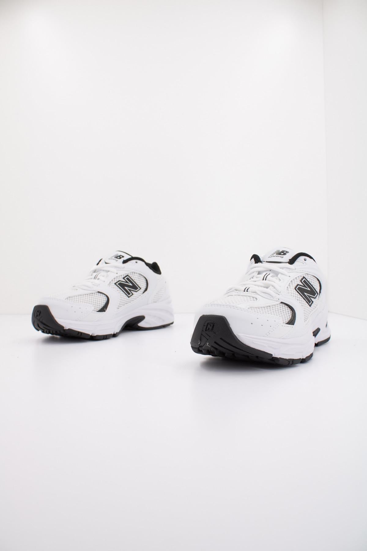 NEW BALANCE MR EWB en color BLANCO (2)