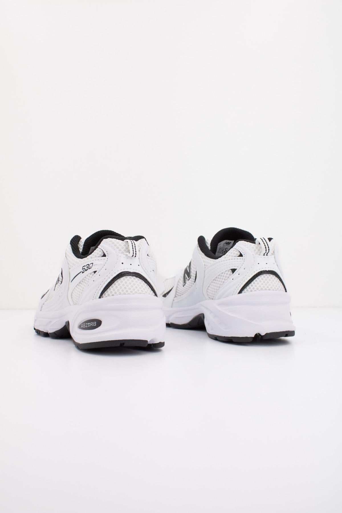 NEW BALANCE MR EWB en color BLANCO (3)