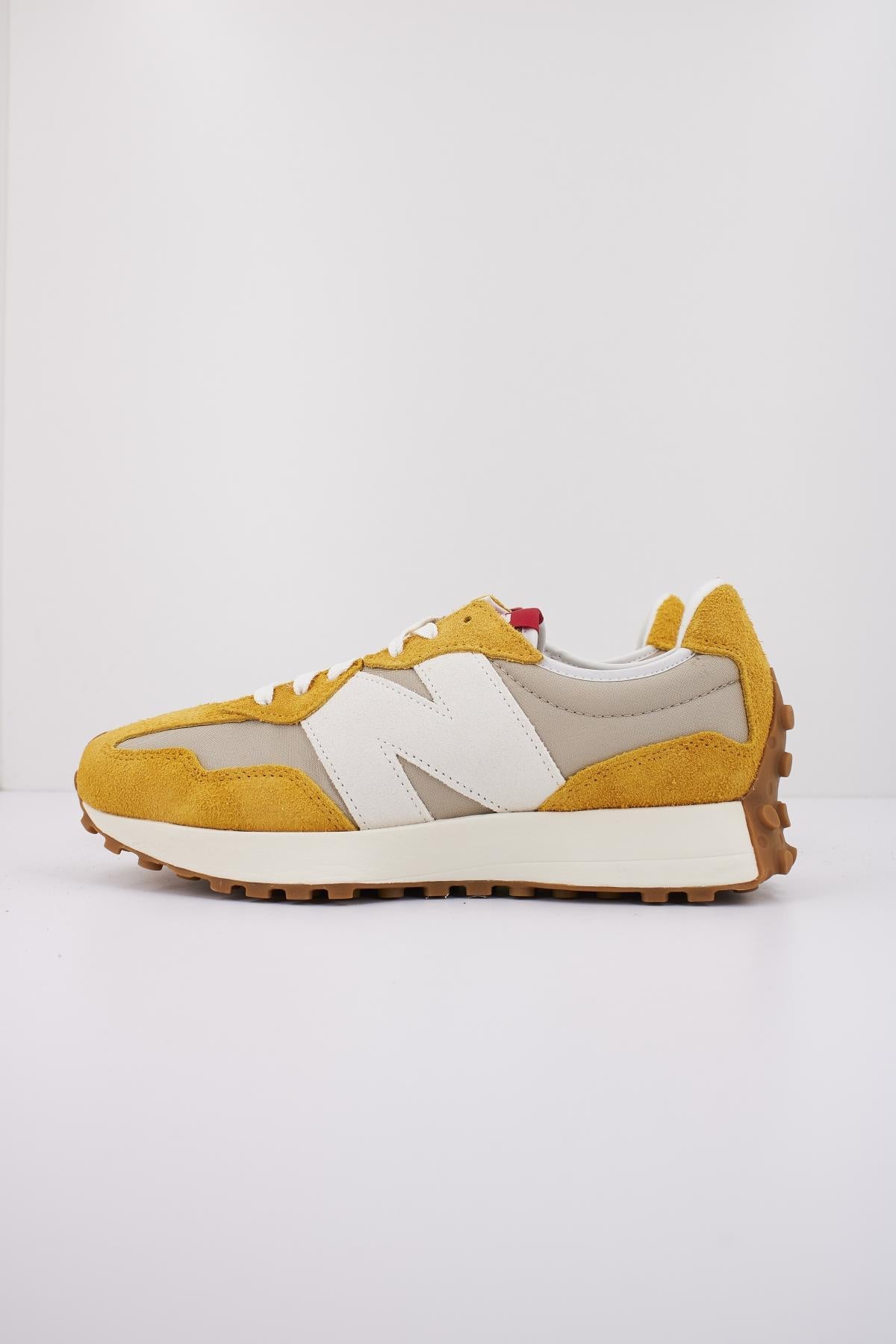 NEW BALANCE U SB en color AMARILLO (1)