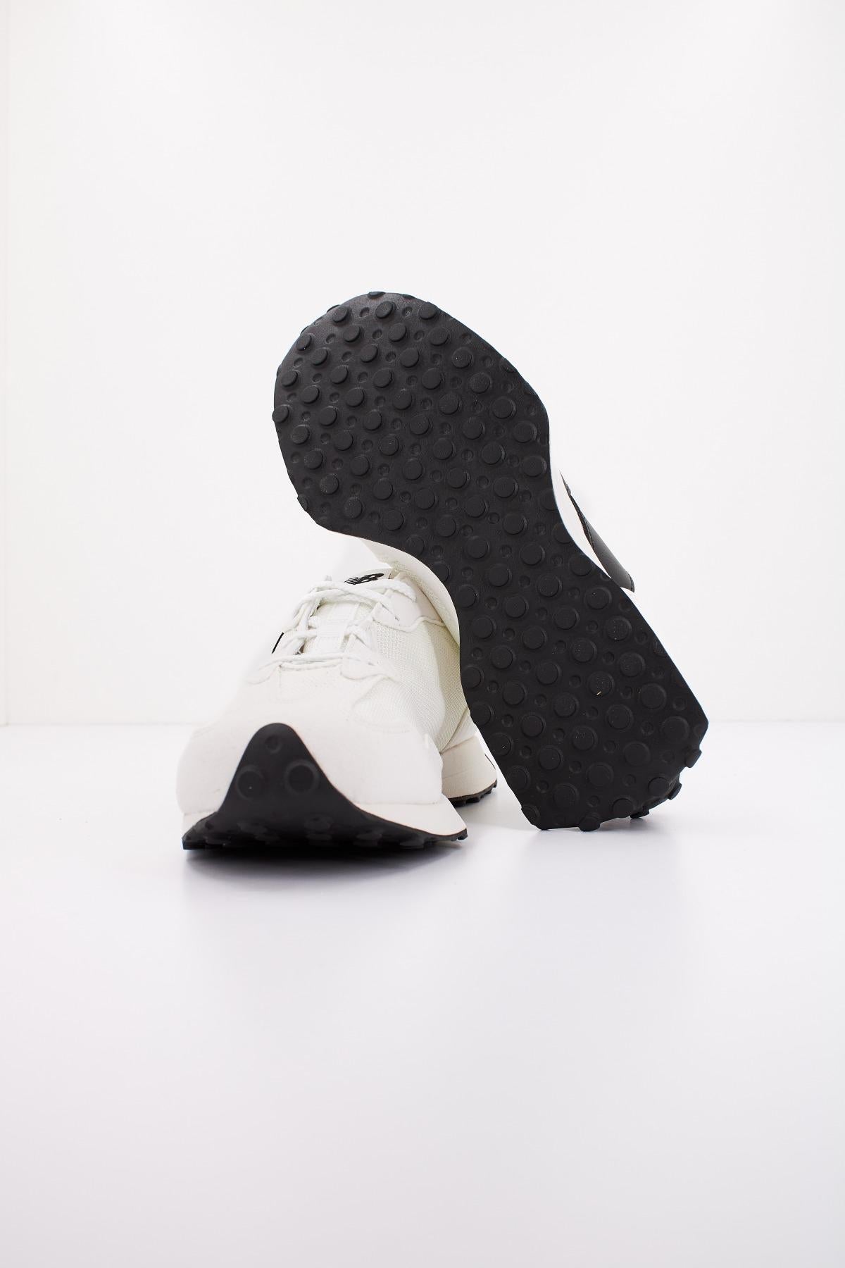 NEW BALANCE GS CWB en color BLANCO (4)