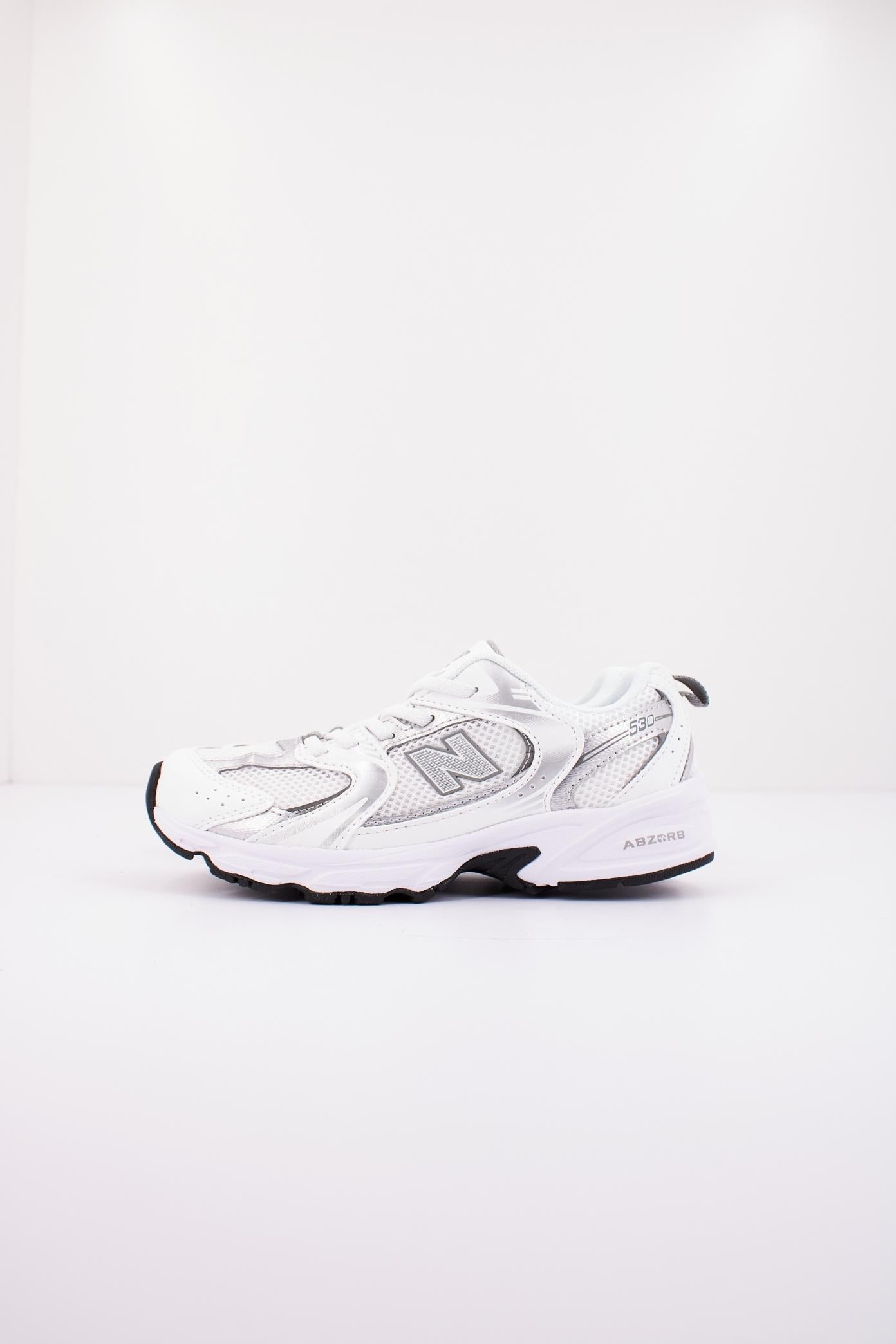 NEW BALANCE PZ en color BLANCO (1)