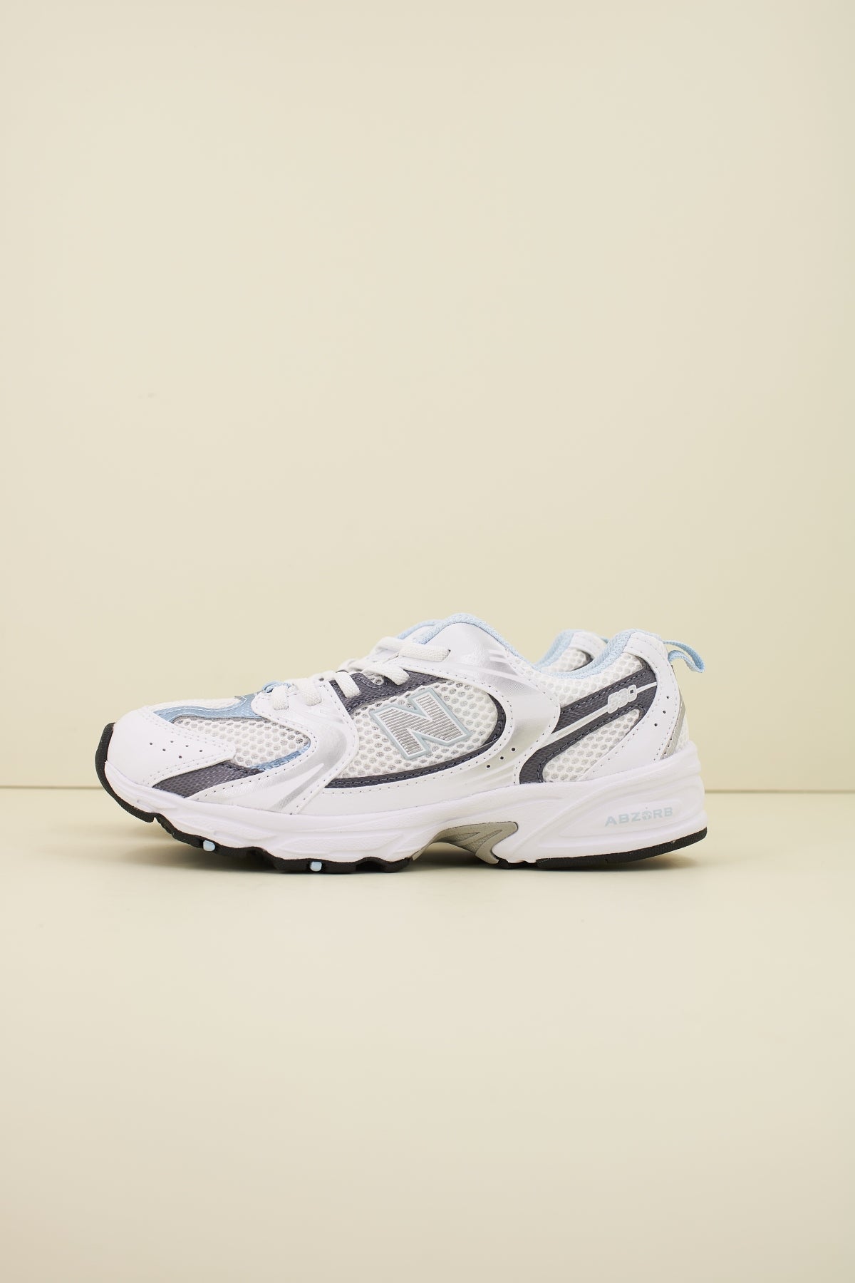 NEW BALANCE PZ RA KIDS en color BLANCO (1)