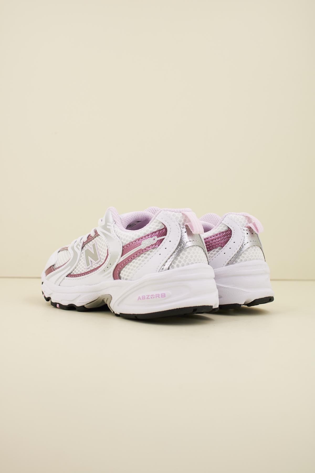NEW BALANCE PZ RK KIDS en color BLANCO (3)