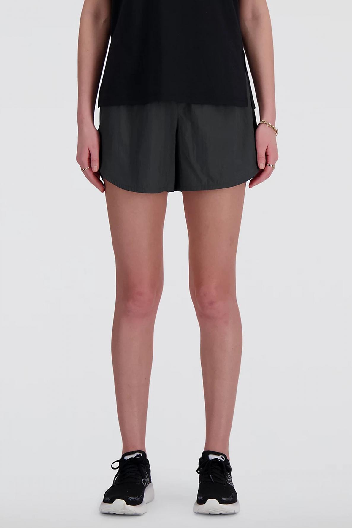 NEW BALANCE SHIFTED SHORT en color GRIS (4)