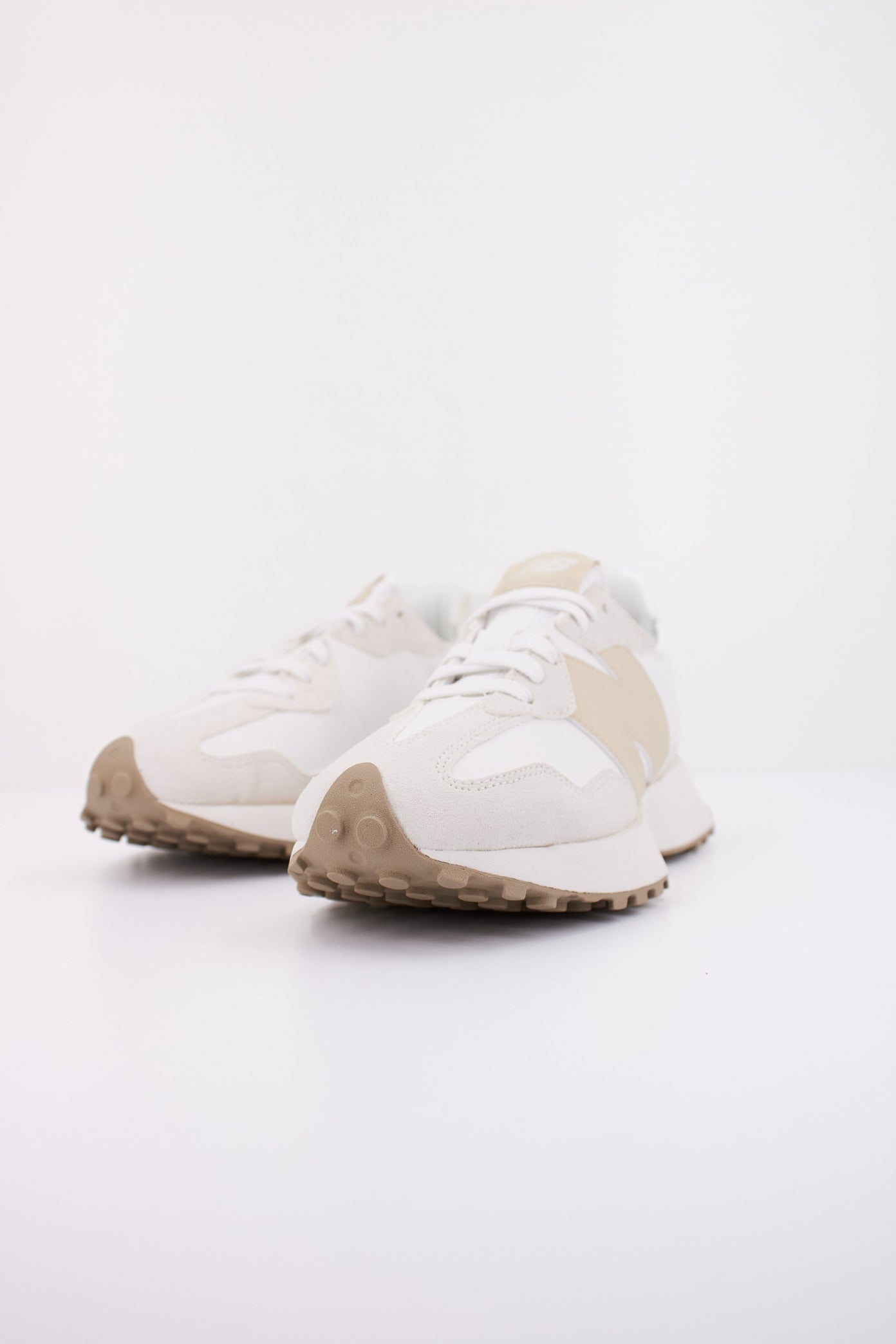 NEW BALANCE WS KG en color BLANCO (2)