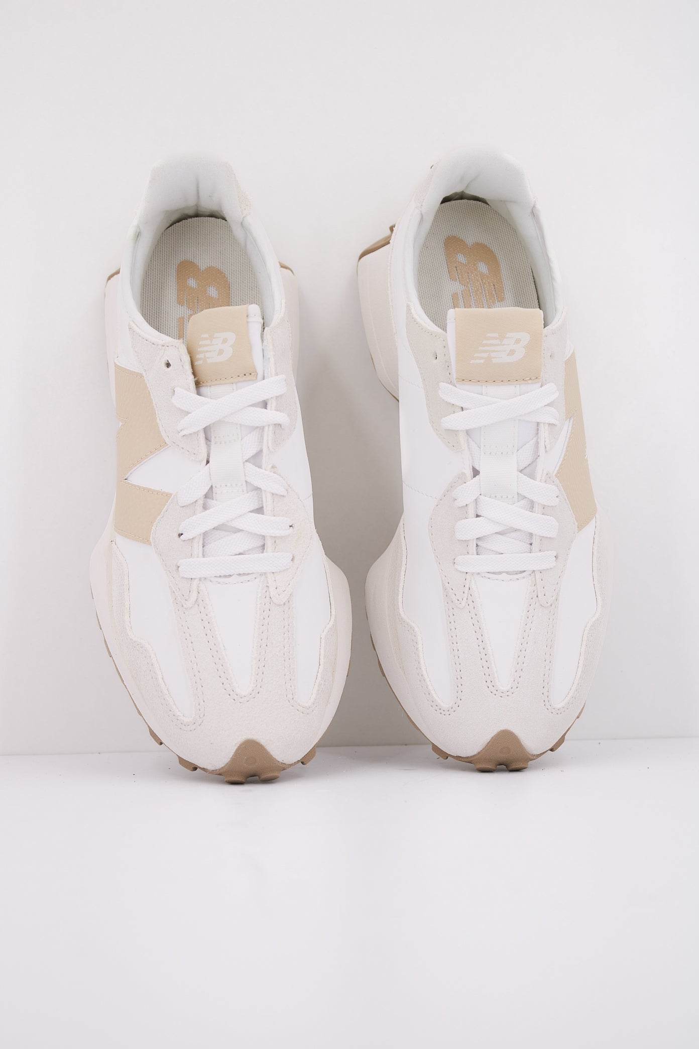 NEW BALANCE WS KG en color BLANCO (3)