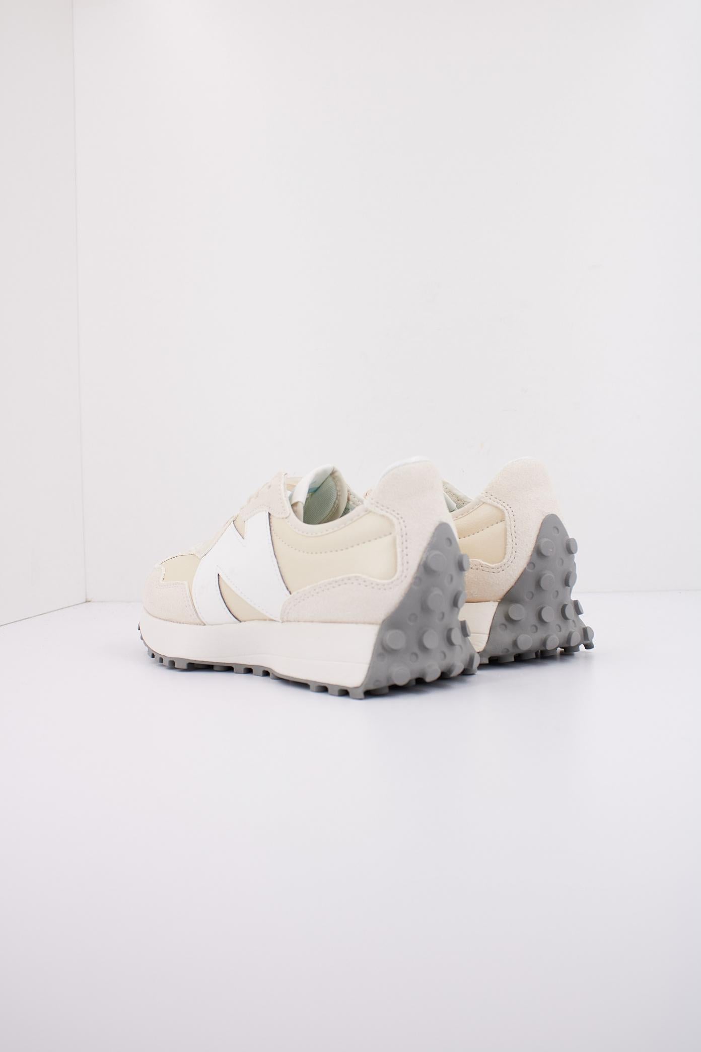 NEW BALANCE WS MO en color BLANCO (4)