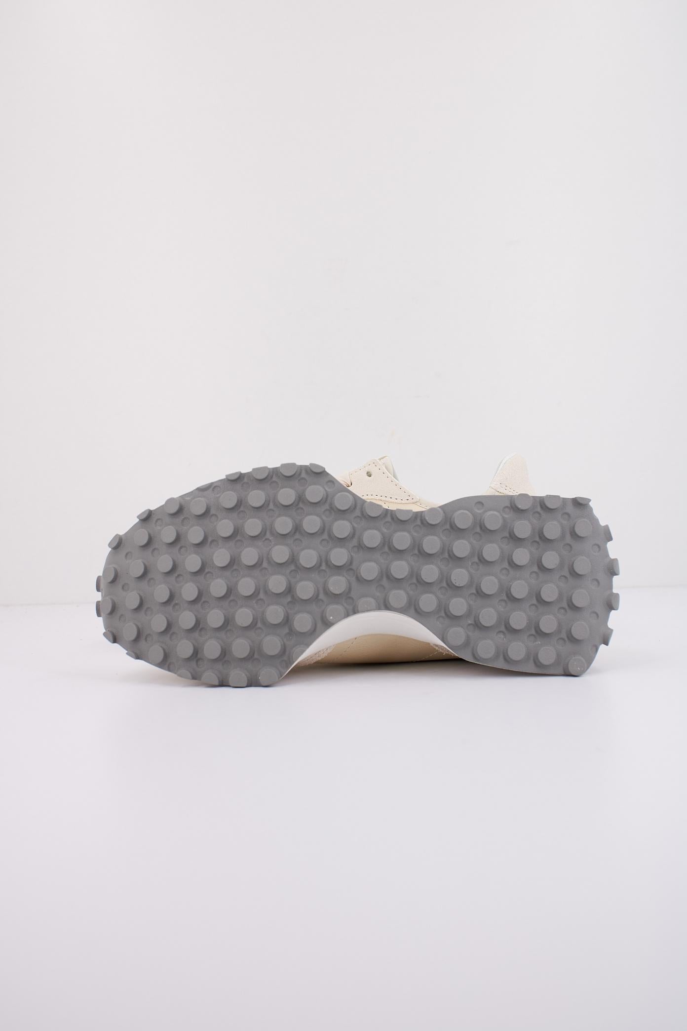 NEW BALANCE WS MO en color BLANCO (5)