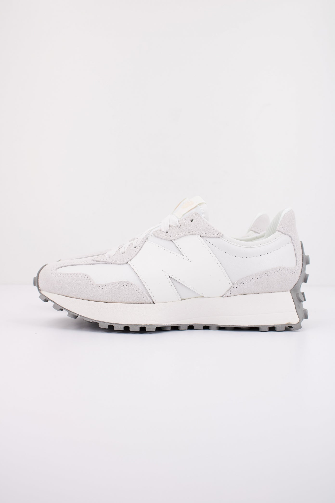 NEW BALANCE WS en color BLANCO (1)