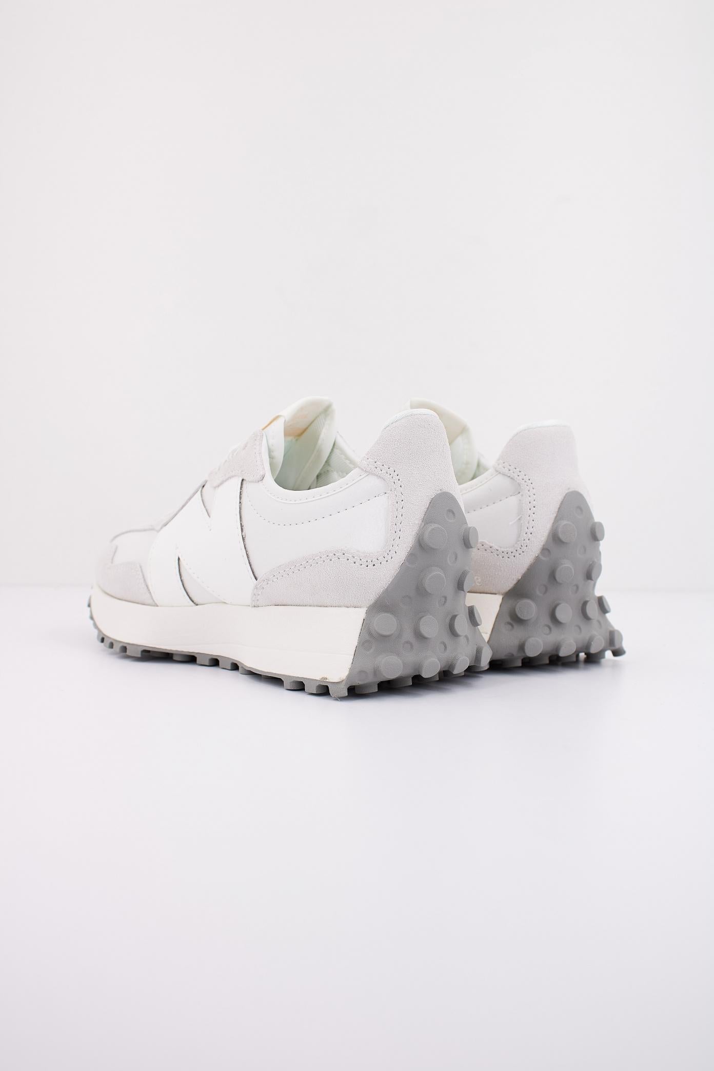 NEW BALANCE WS en color BLANCO (4)