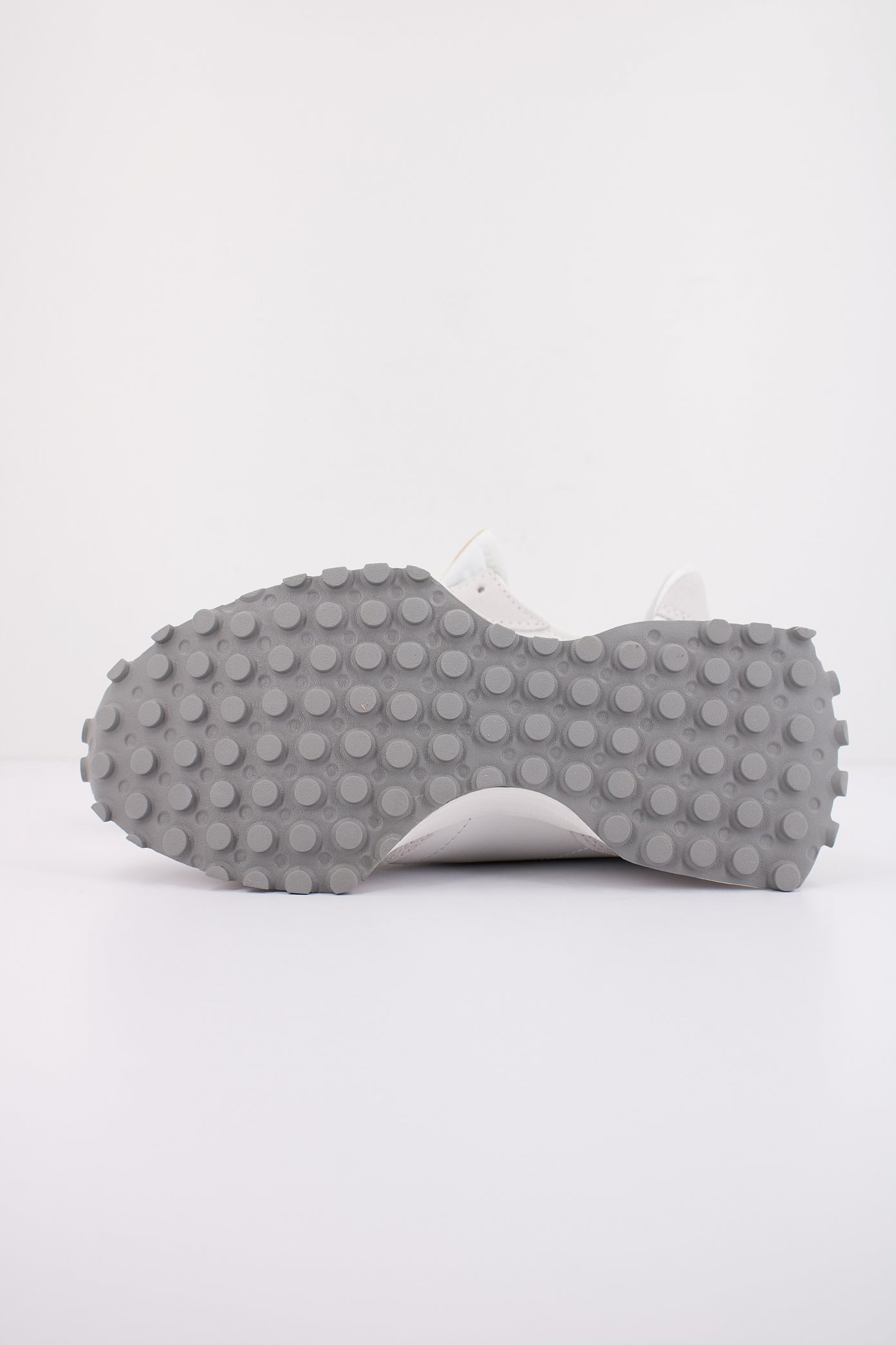 NEW BALANCE WS en color BLANCO (5)