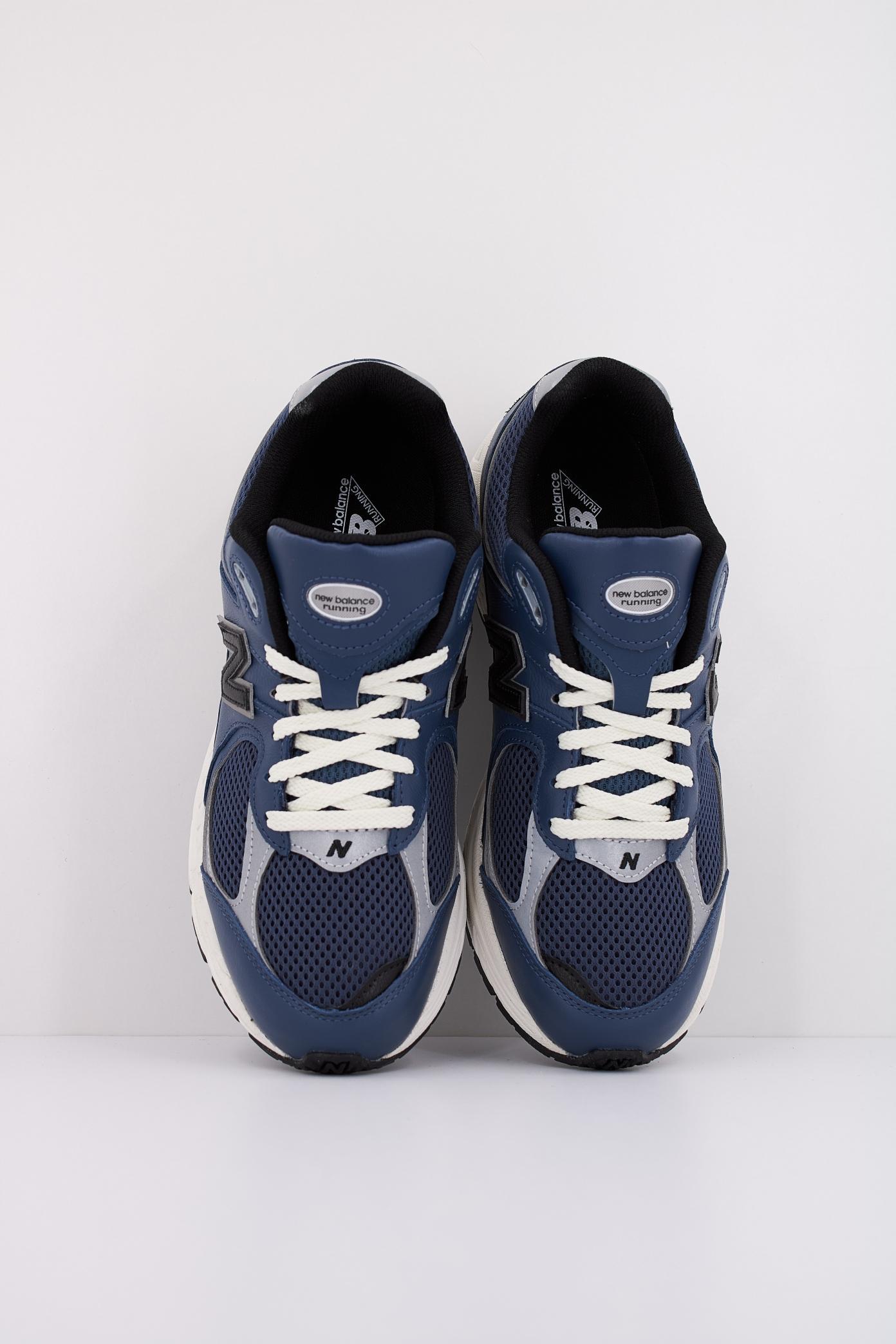 NEW BALANCE M RPQ en color AZUL (3)
