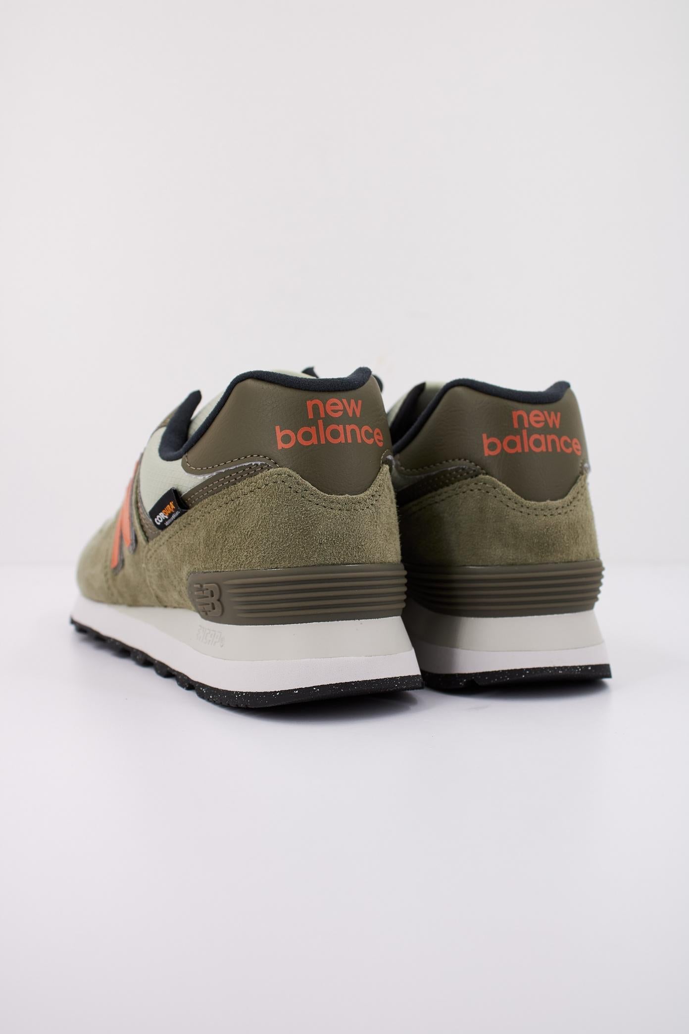NEW BALANCE U SOC en color VERDE (4)