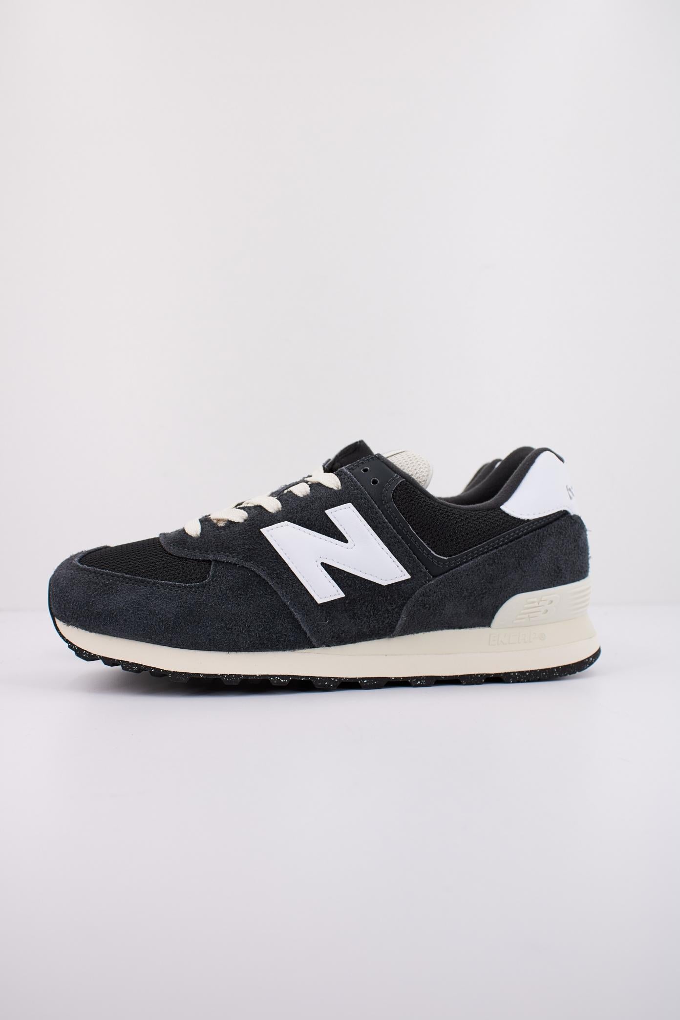 NEW BALANCE U en color AZUL (1)