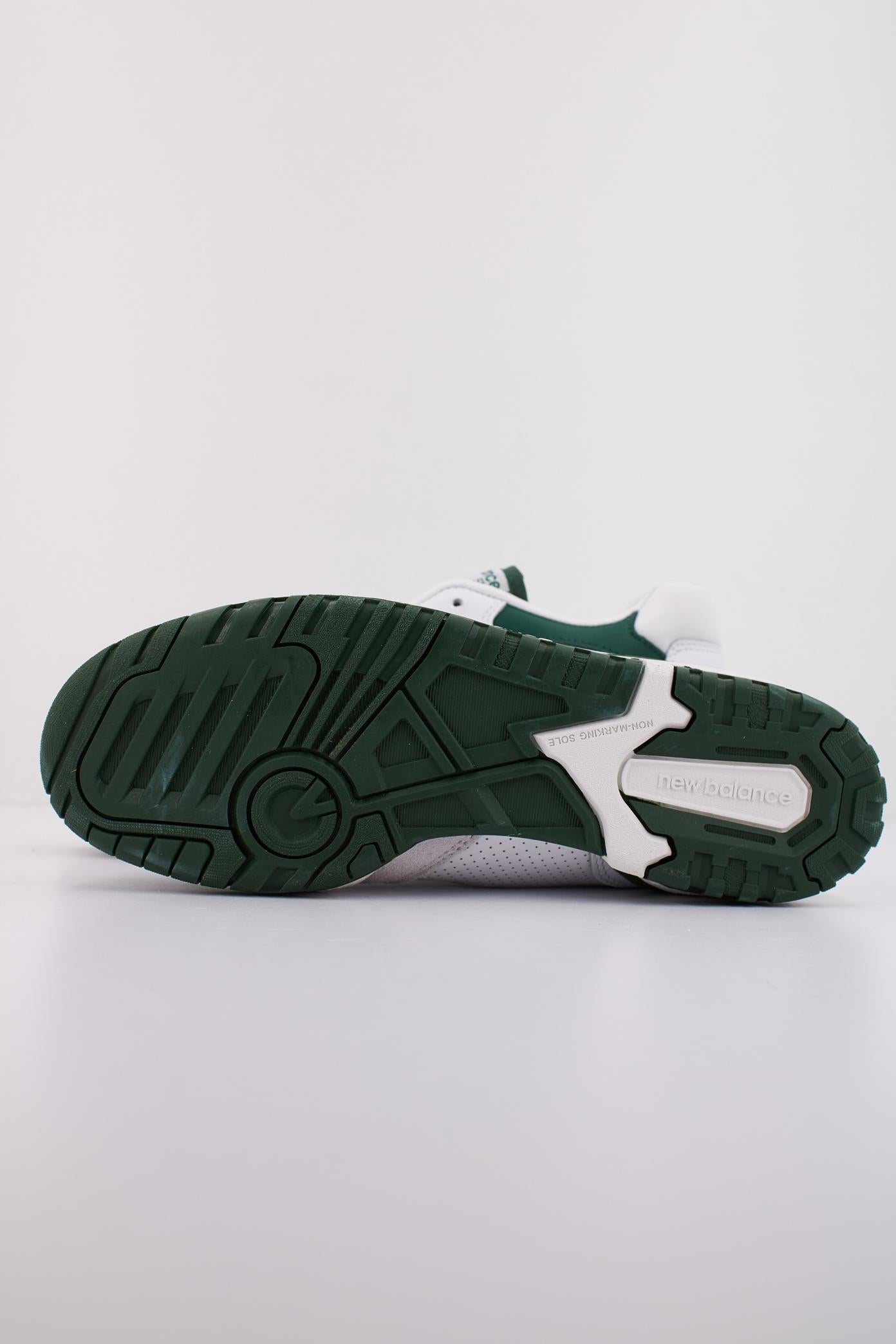 NEW BALANCE BB en color BLANCO (5)