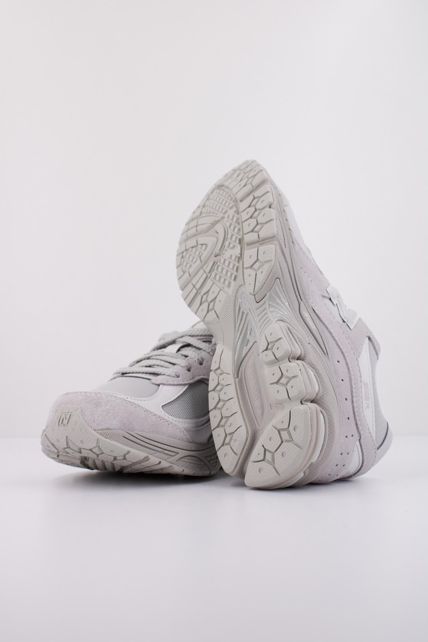 NEW BALANCE GC en color GRIS (5)