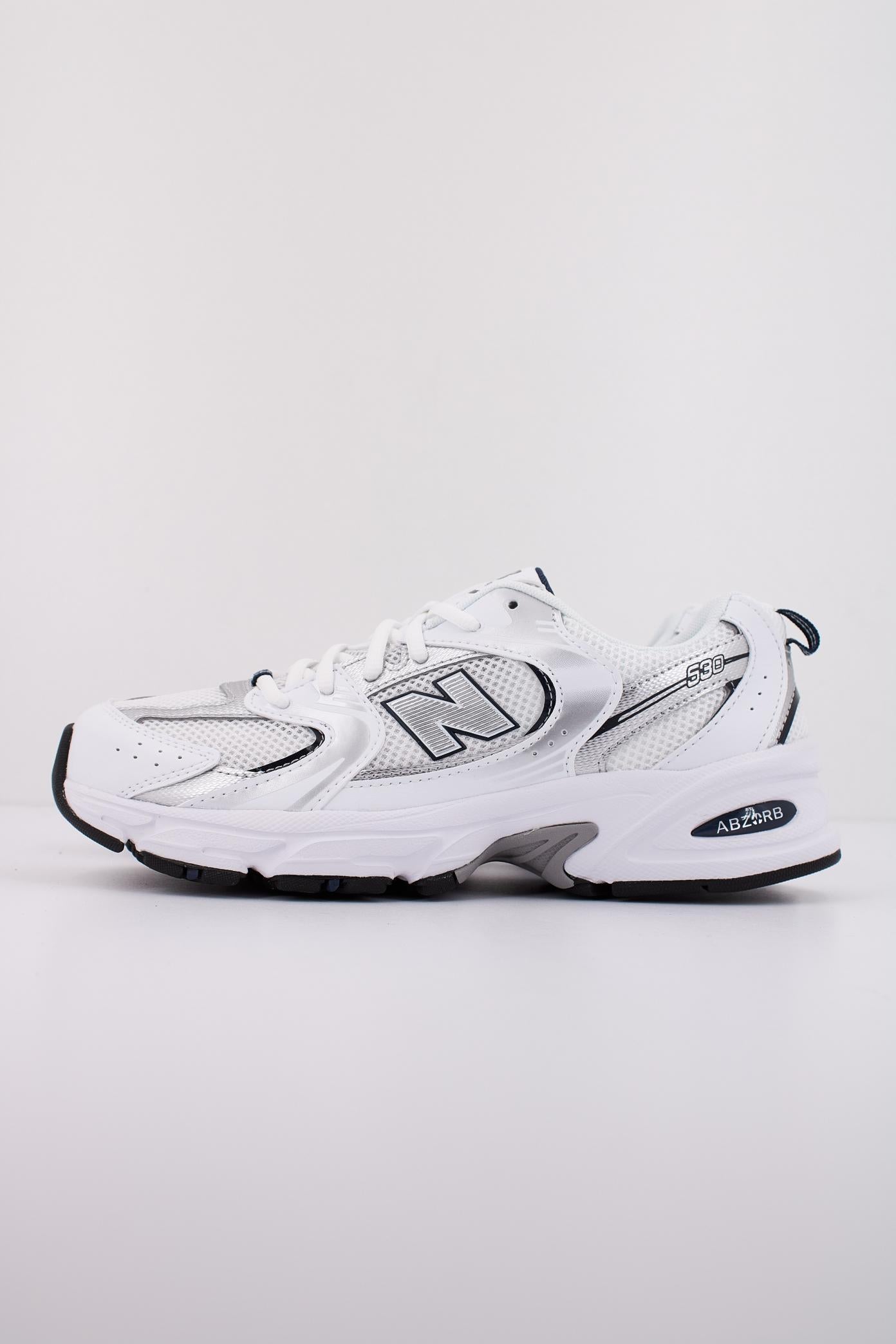 NEW BALANCE GR SB en color BLANCO (1)