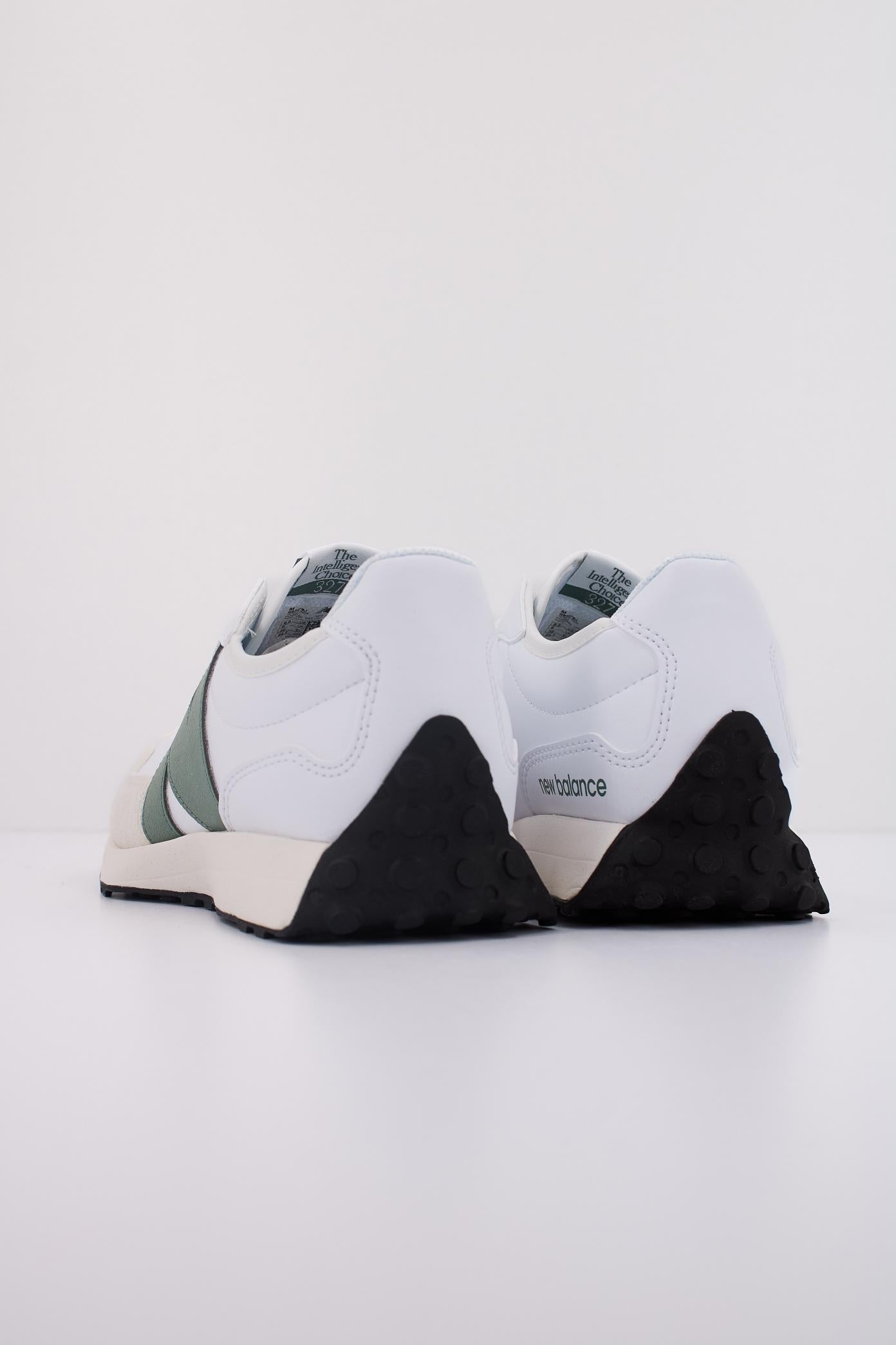 NEW BALANCE GS SJ en color BLANCO (4)