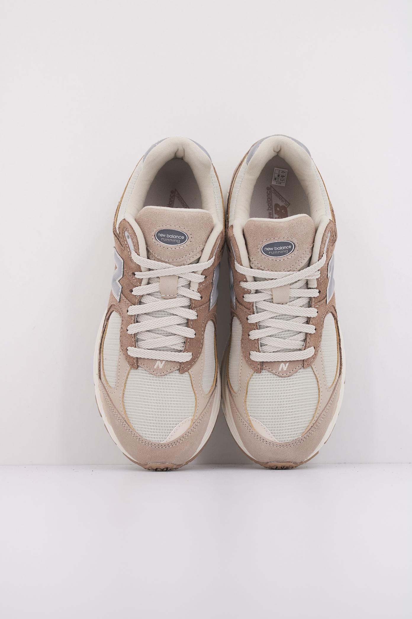 NEW BALANCE M en color MARRON (3)