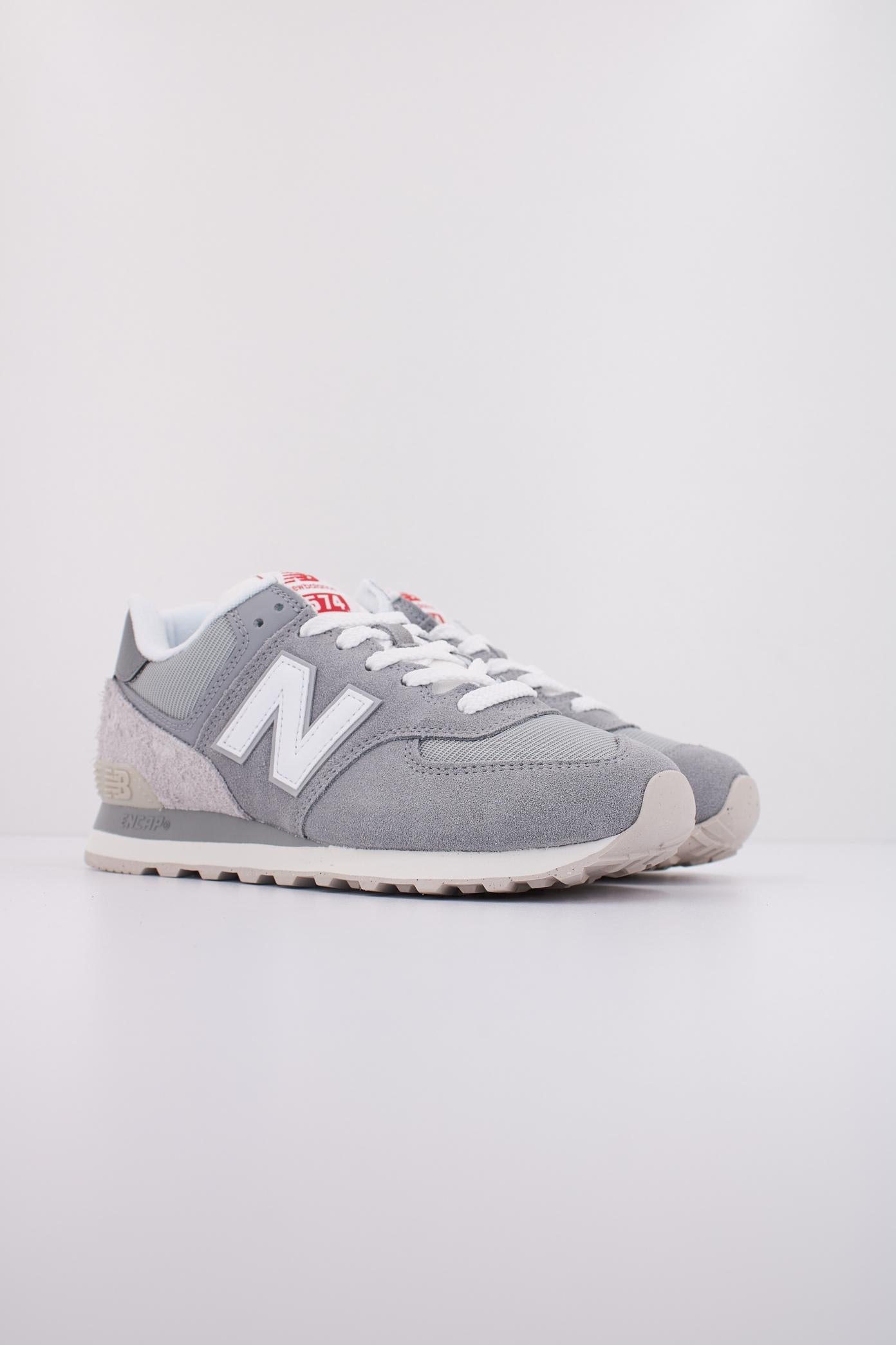 NEW BALANCE U en color GRIS (2)