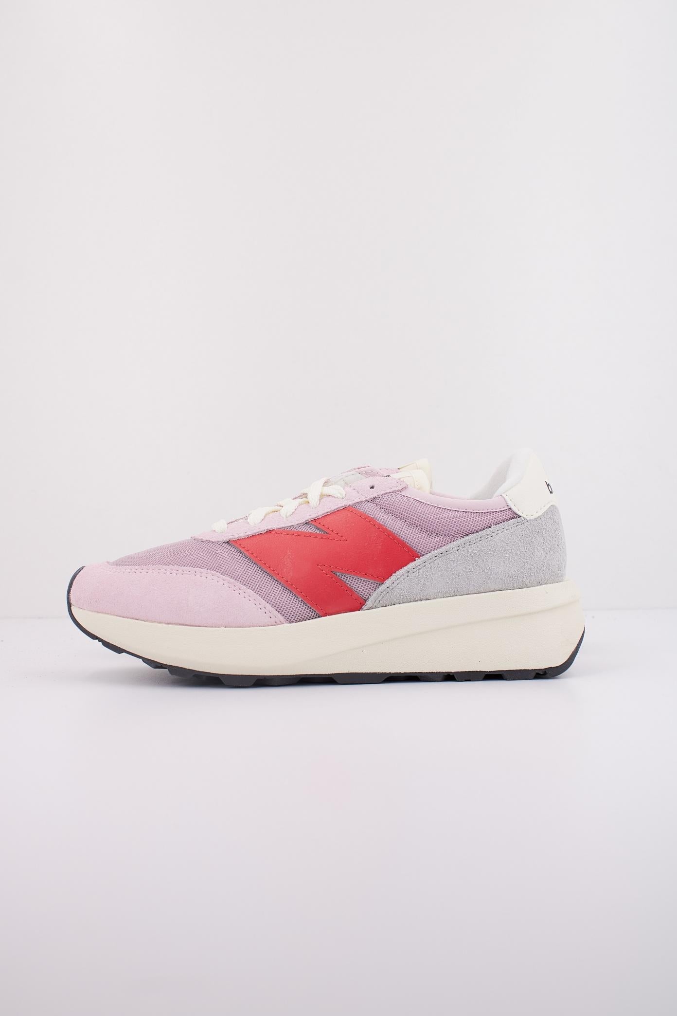 NEW BALANCE U en color ROSA (1)