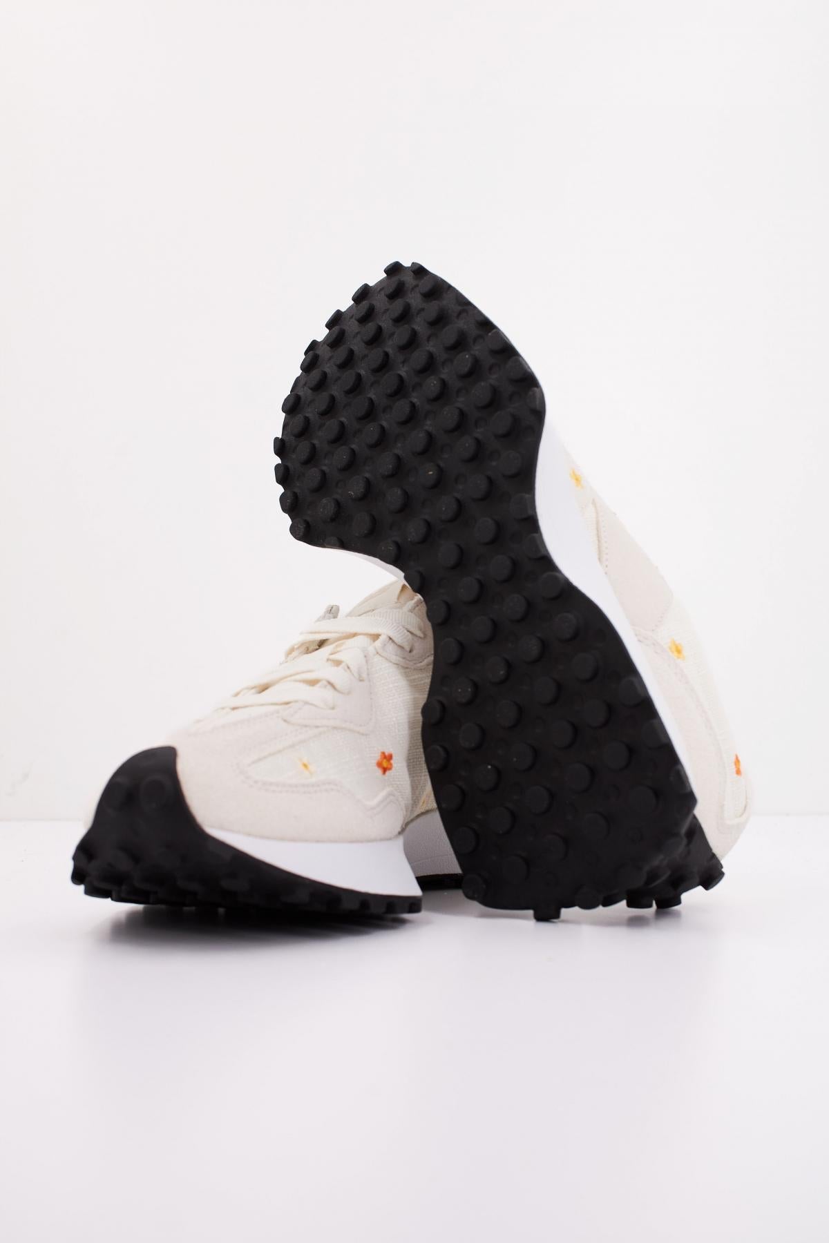 NEW BALANCE WS DCA en color BLANCO (5)