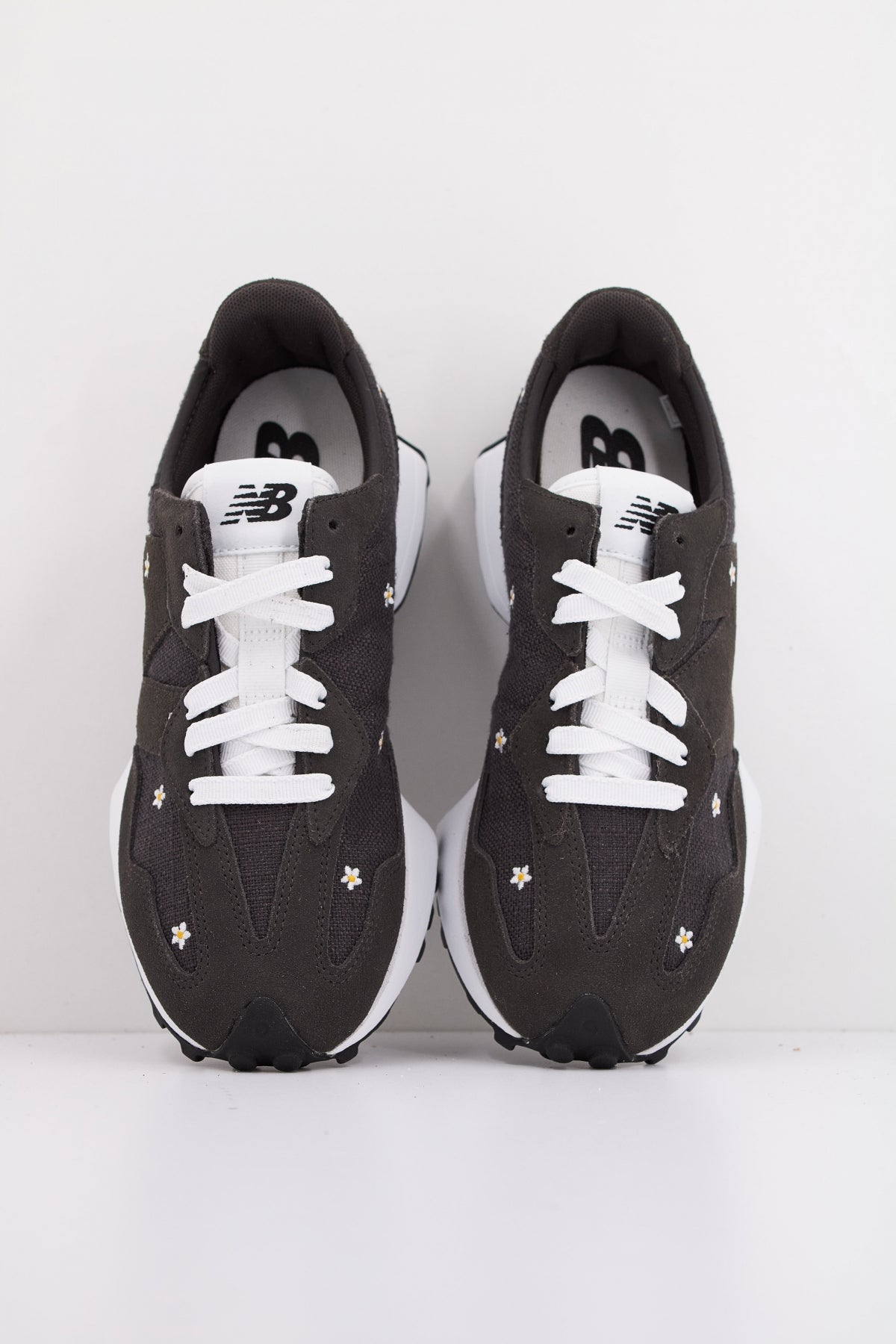 NEW BALANCE WS DCB en color GRIS (3)