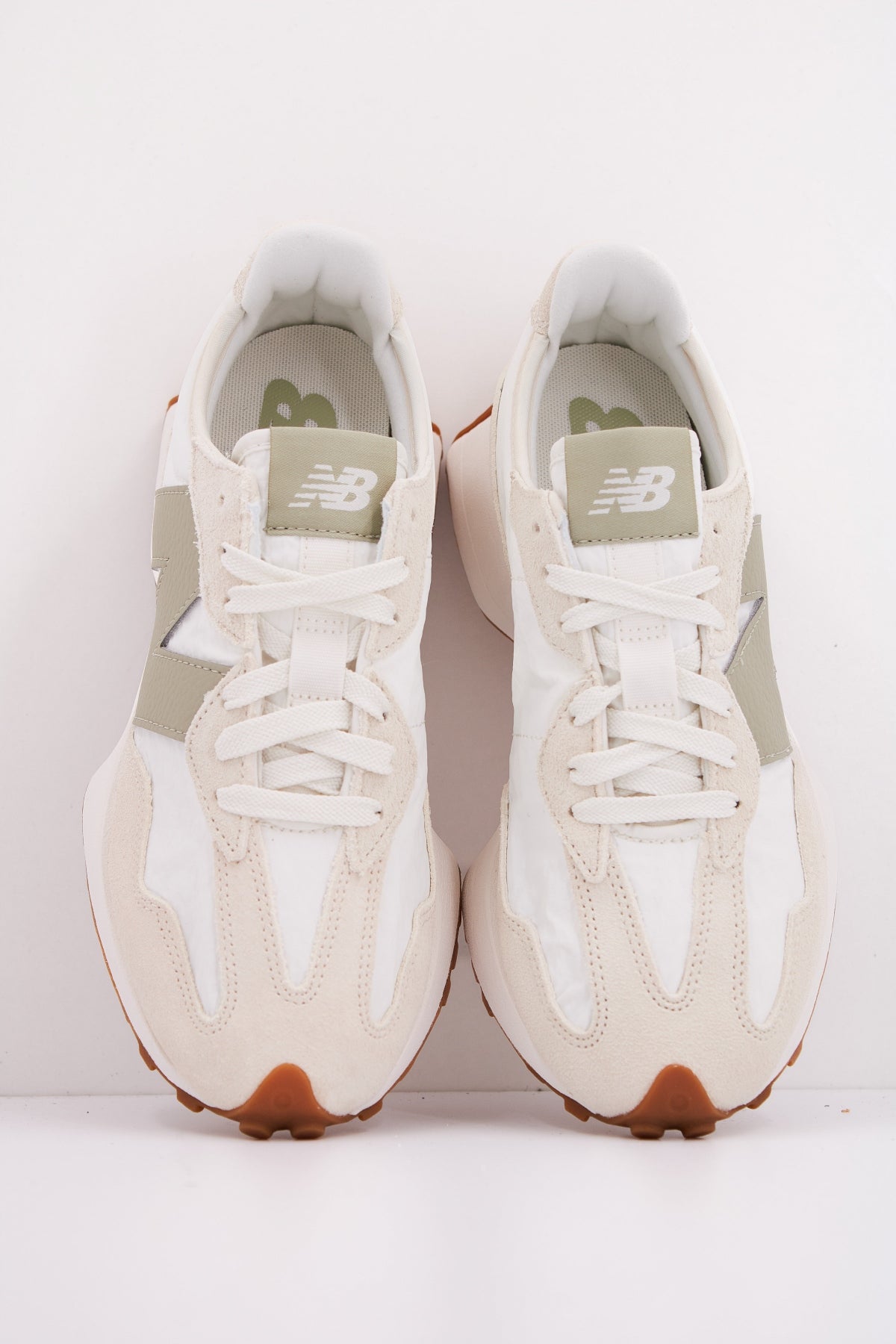 NEW BALANCE WS FTB en color BLANCO (3)