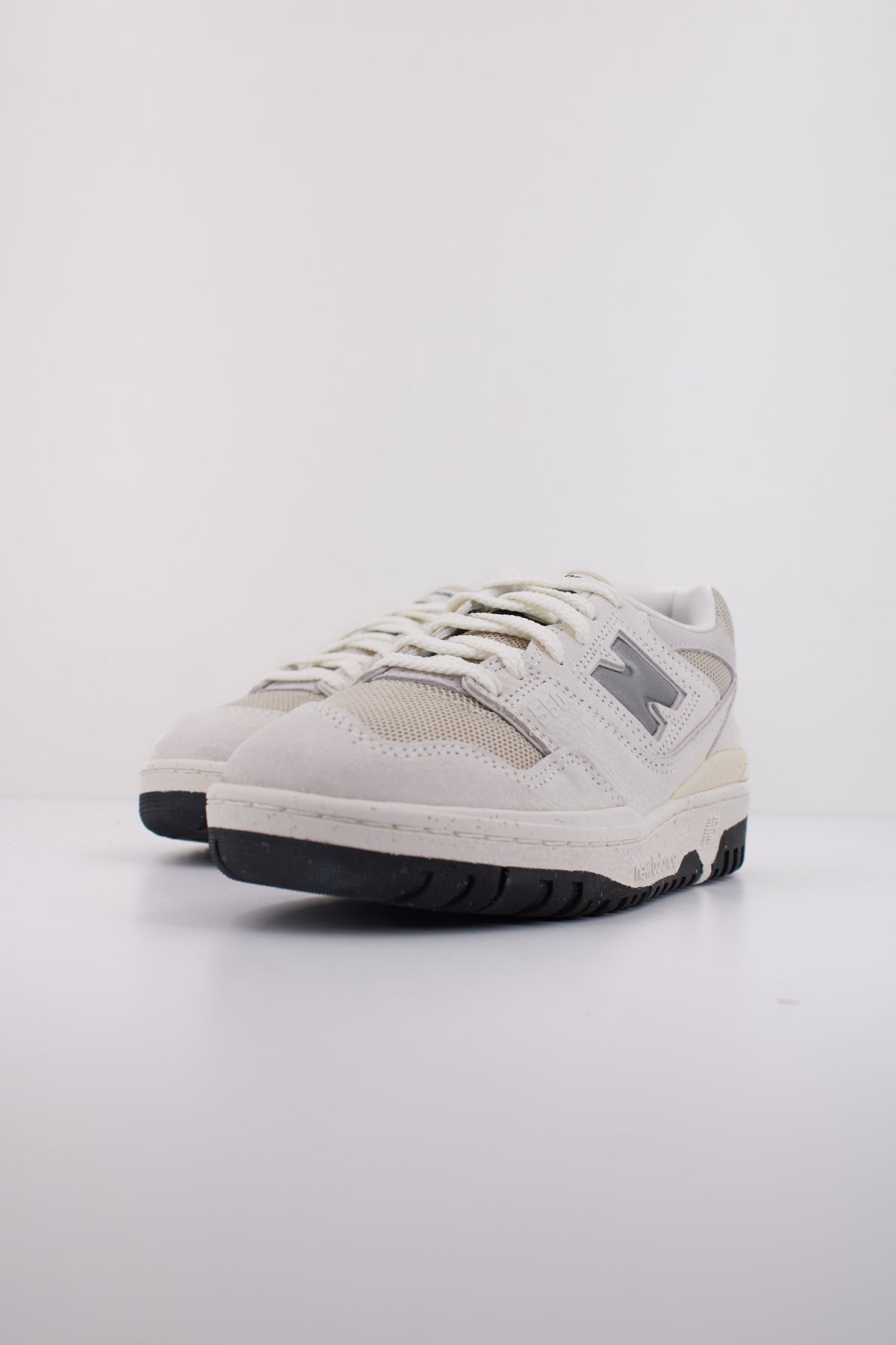 NEW BALANCE BBW en color BLANCO (2)