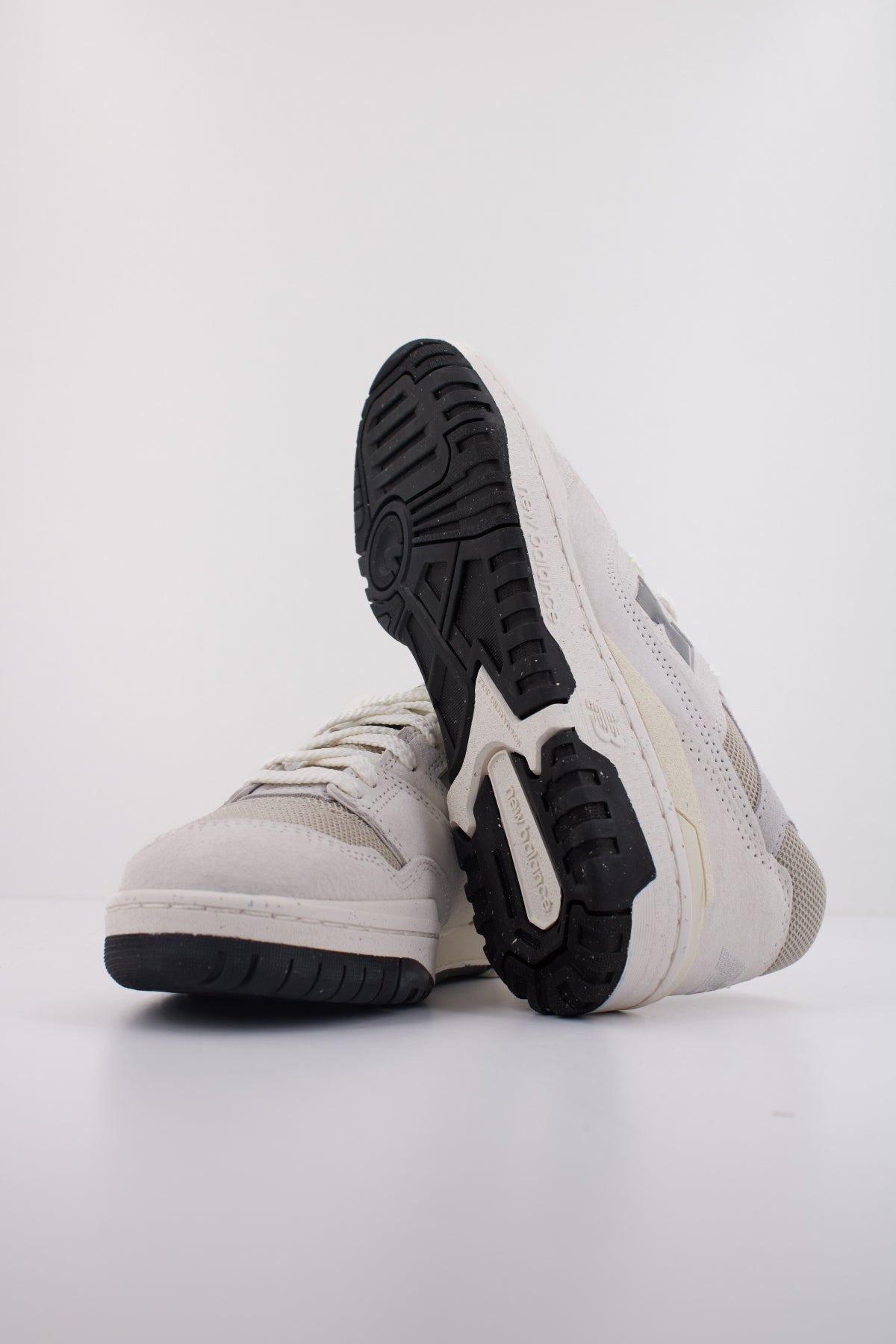 NEW BALANCE BBW en color BLANCO (5)
