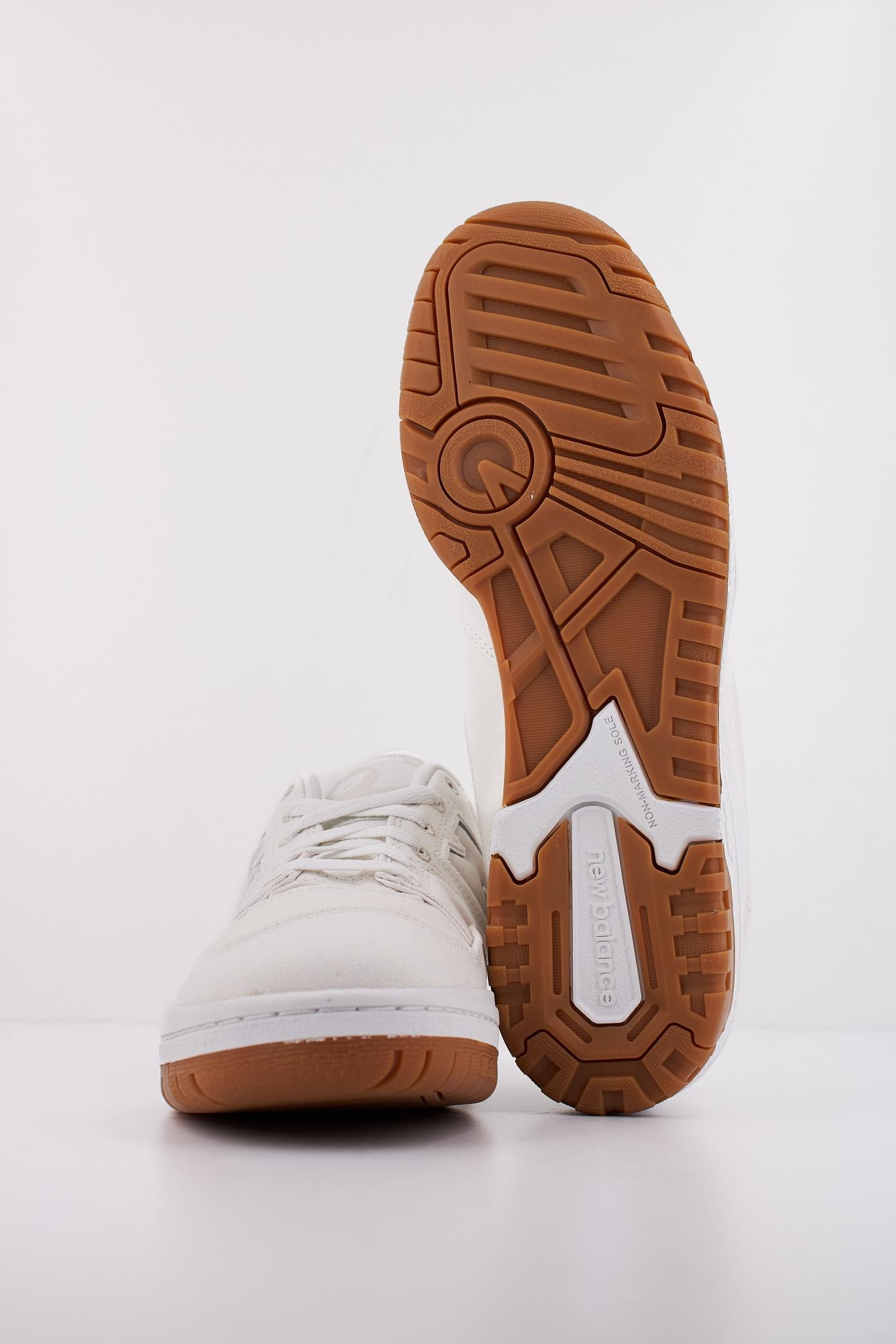 NEW BALANCE en color BLANCO (5)