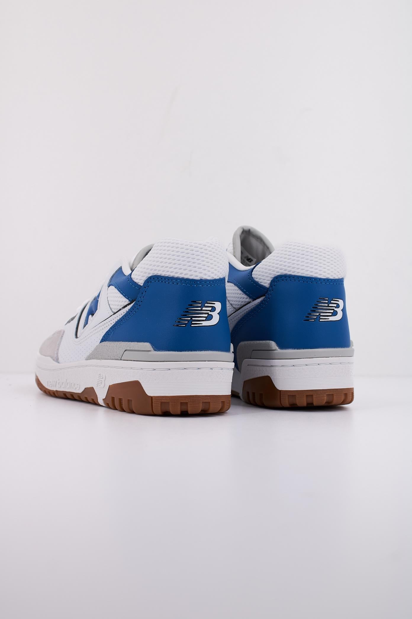 NEW BALANCE BB ESA en color BLANCO (4)