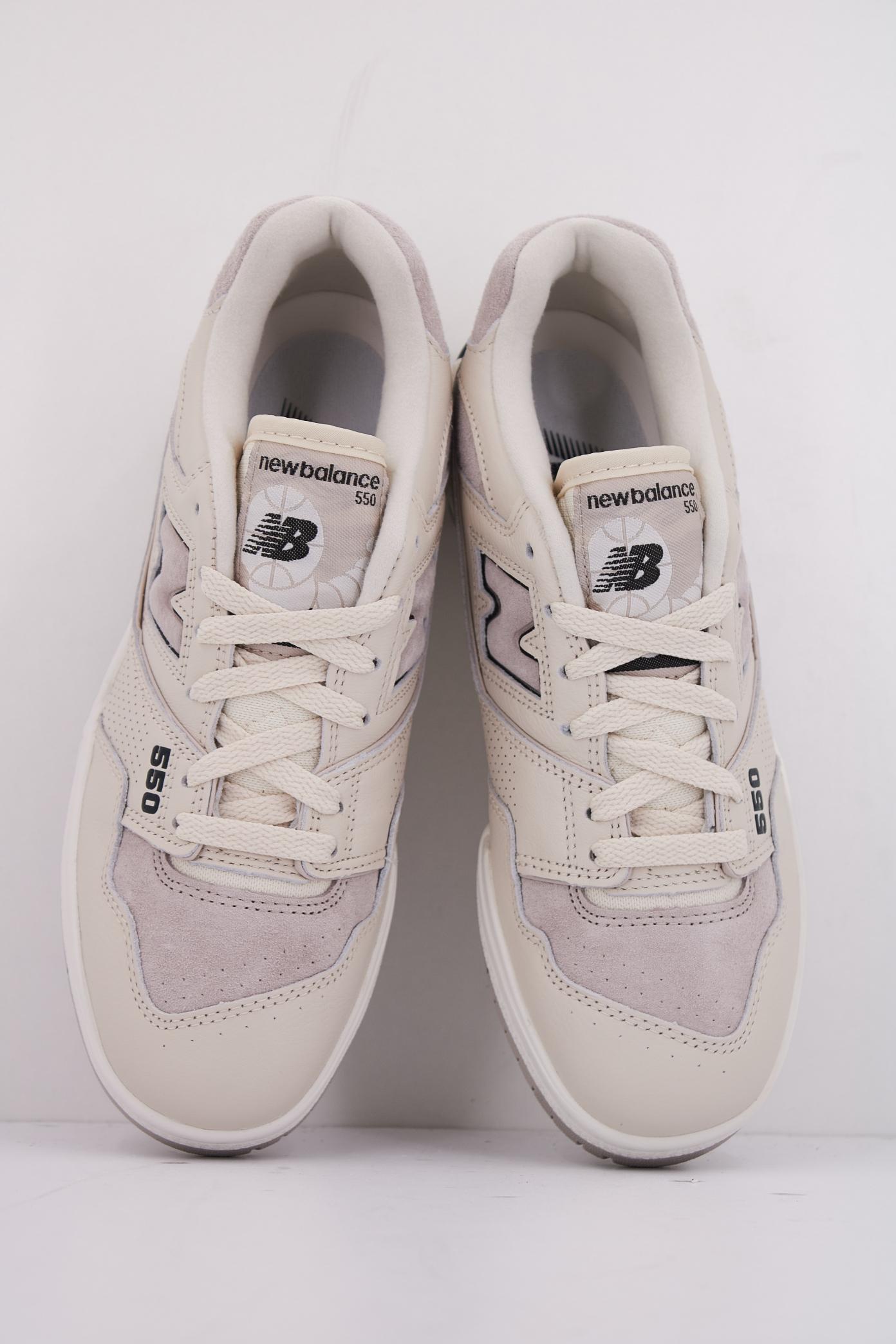 NEW BALANCE BBW RB en color BEIS (3)