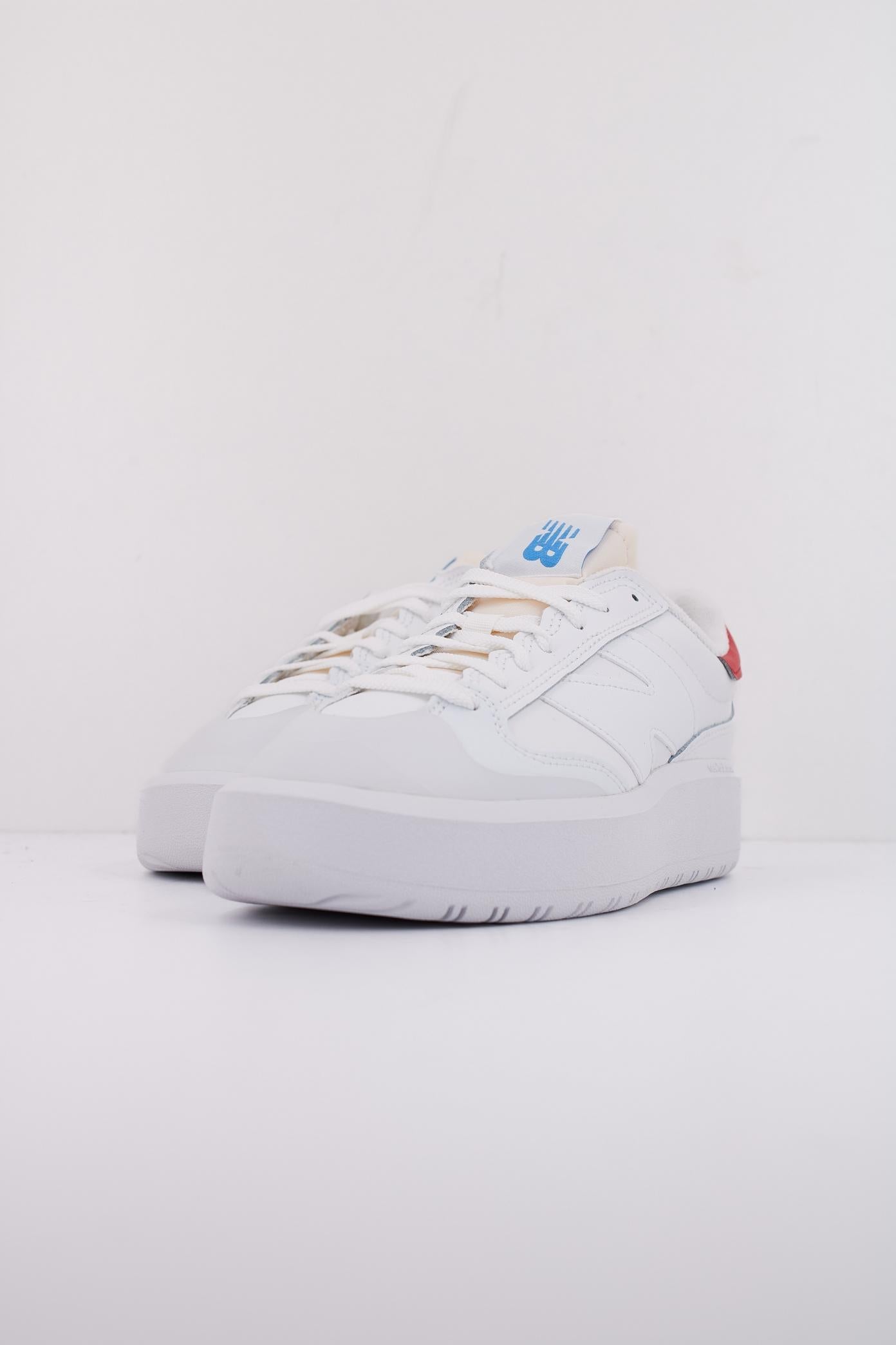 NEW BALANCE CT LH en color BLANCO (2)