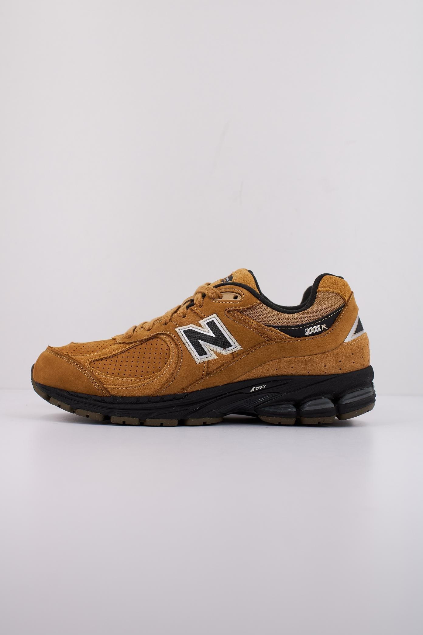 NEW BALANCE M REI en color MARRON (1)