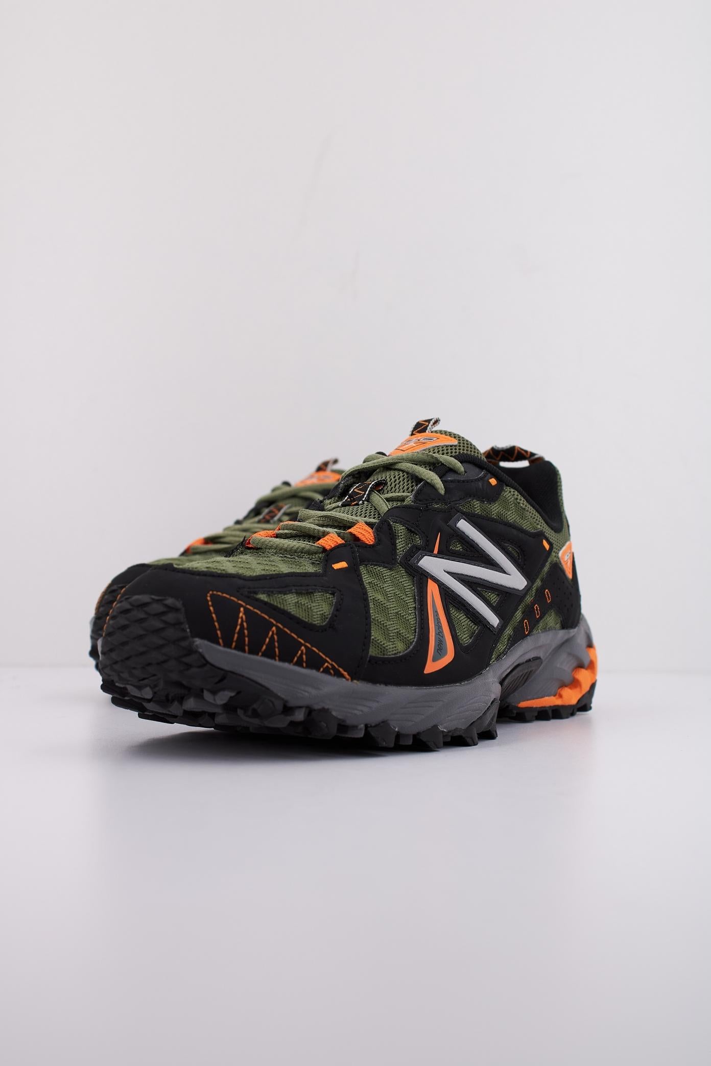 NEW BALANCE ML TAP en color VERDE (2)