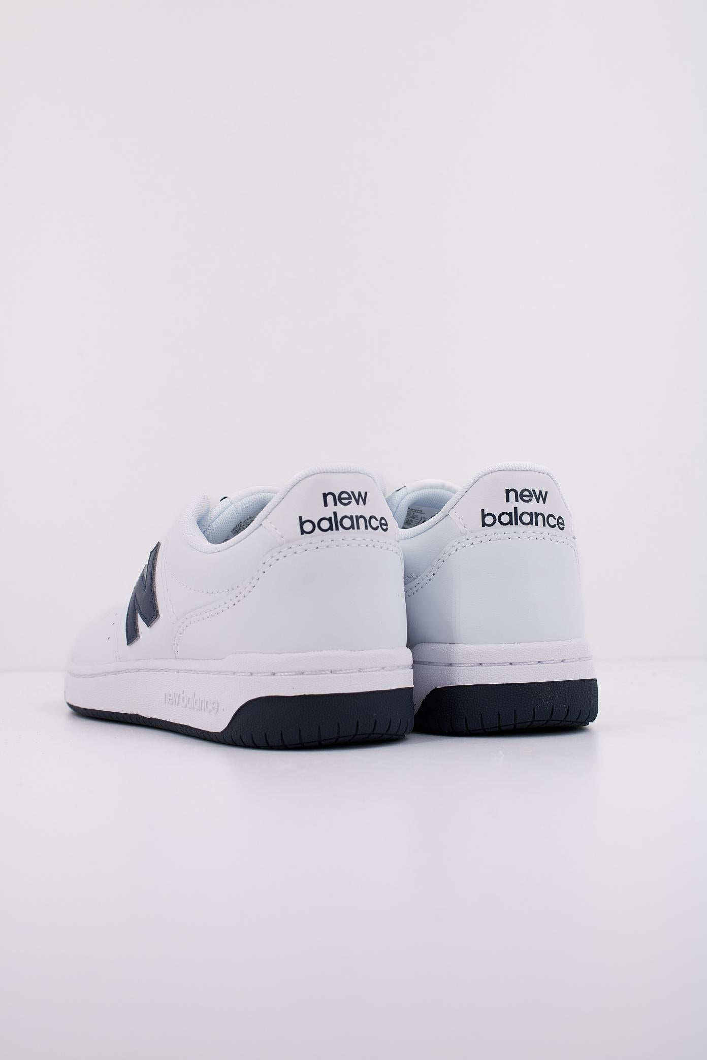 NEW BALANCE BB en color BLANCO (4)