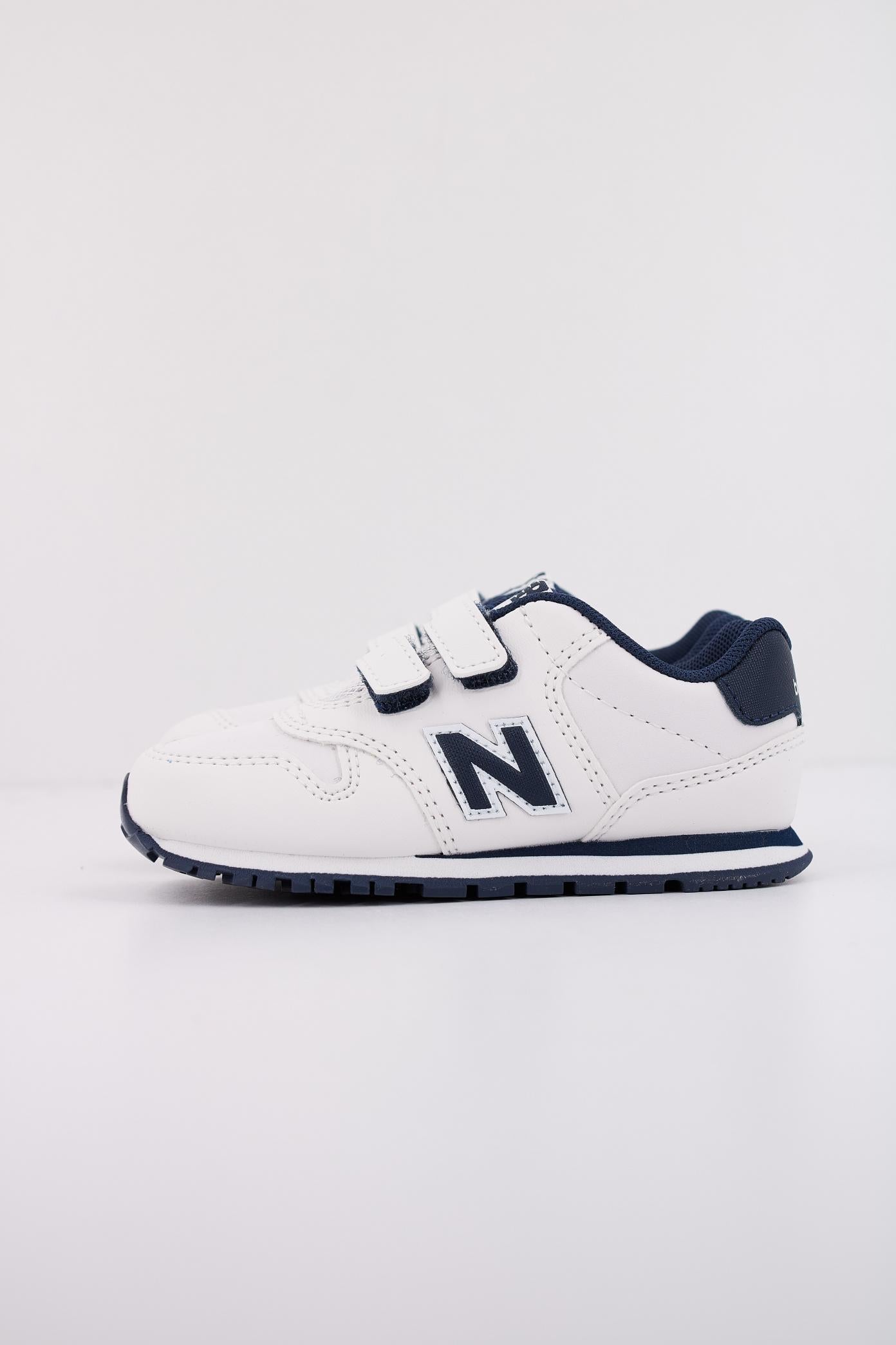 NEW BALANCE IV WN en color BLANCO (1)