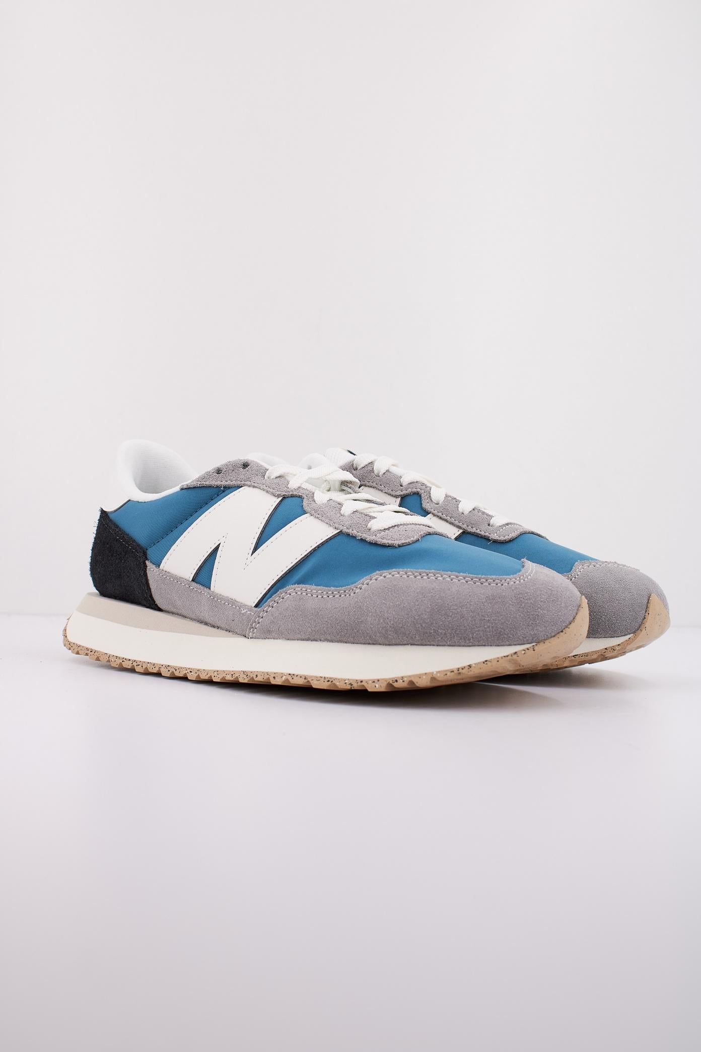 NEW BALANCE MS en color AZUL (2)