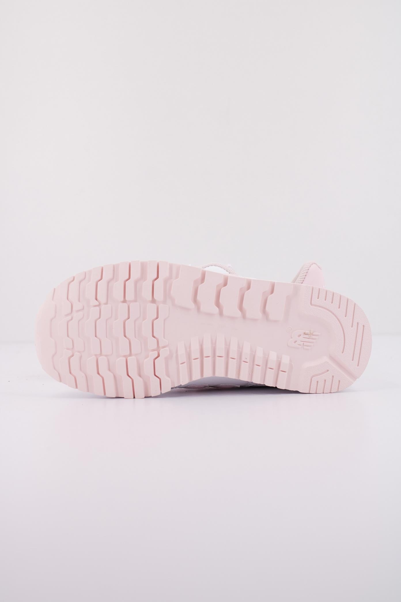 NEW BALANCE PV CWP en color BLANCO (5)