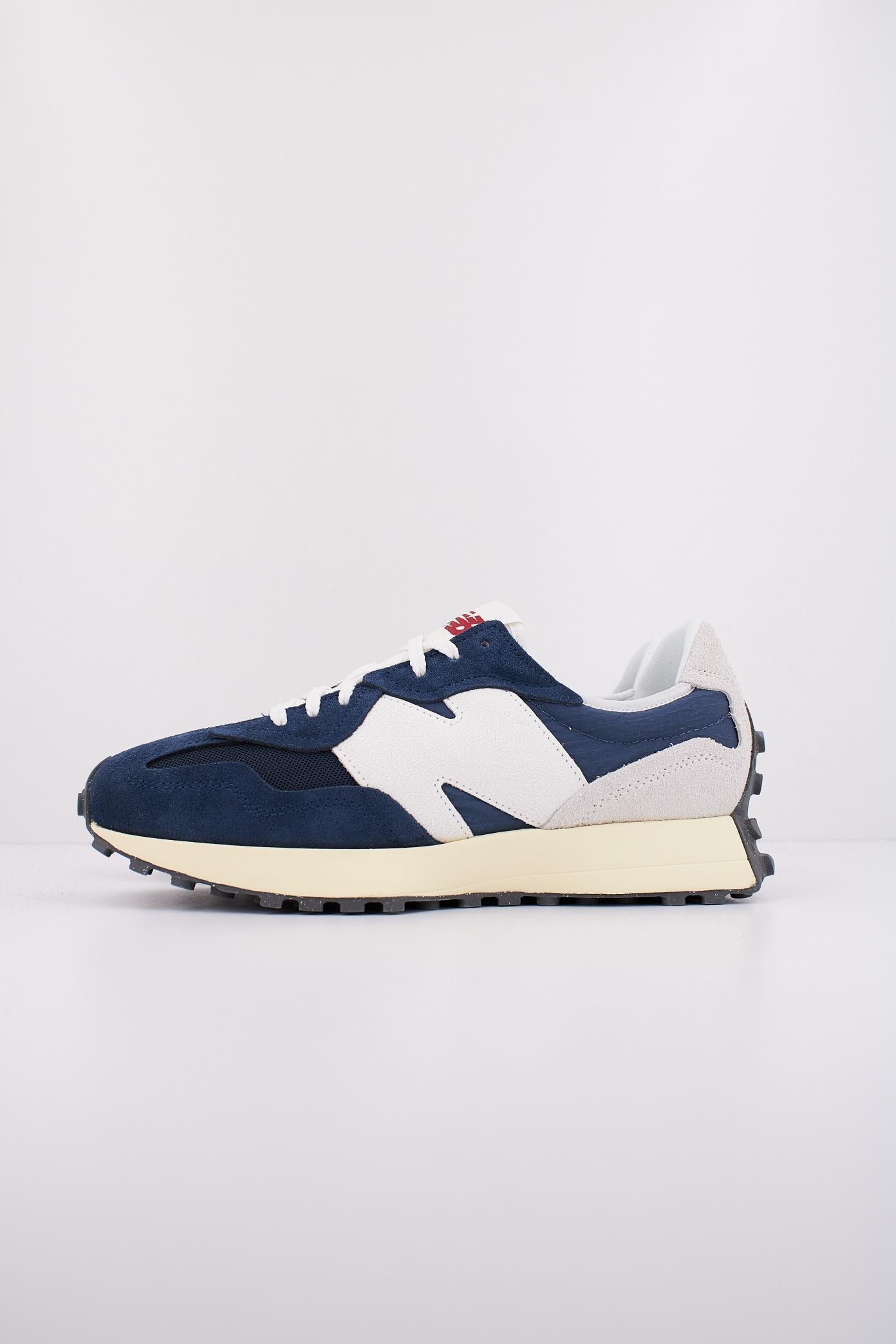 NEW BALANCE U en color AZUL (1)