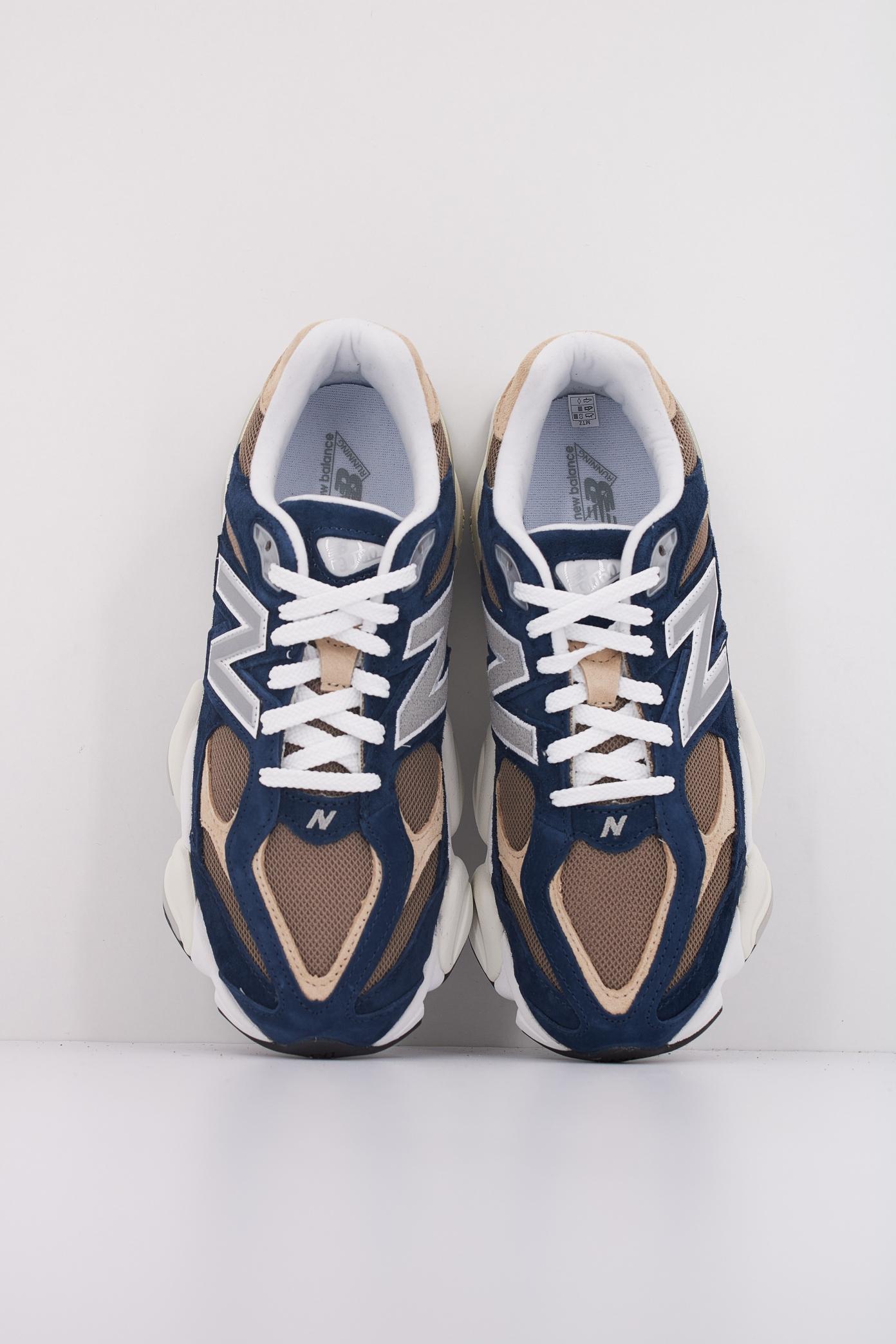 NEW BALANCE U en color AZUL (3)