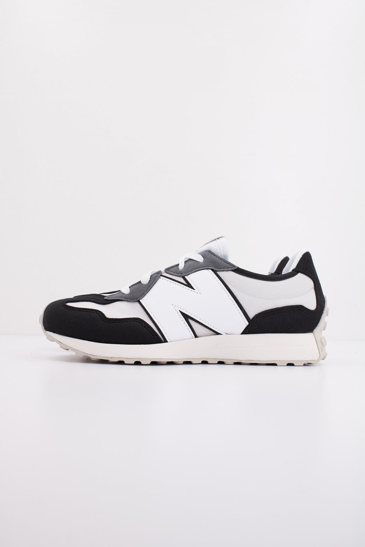 NEW BALANCE GS GX en color NEGRO (1)