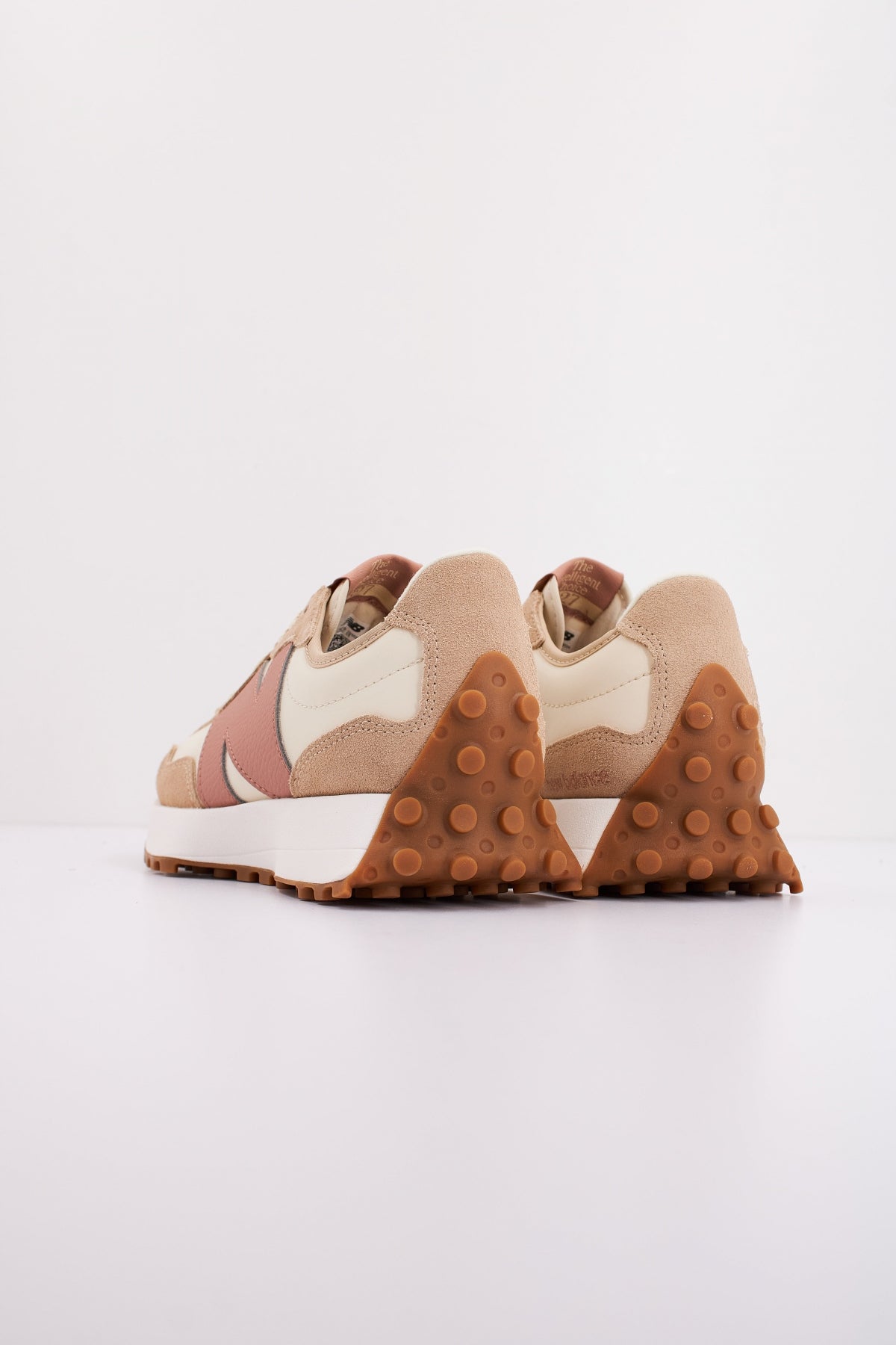 NEW BALANCE WS NKA en color MARRON CLARO (4)