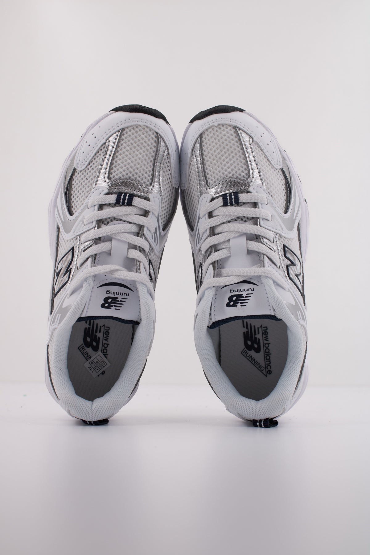 NEW BALANCE PZ en color BLANCO (3)
