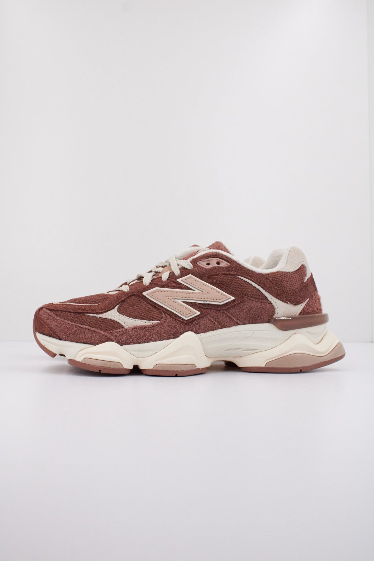 NEW BALANCE U CCC en color MARRON (1)